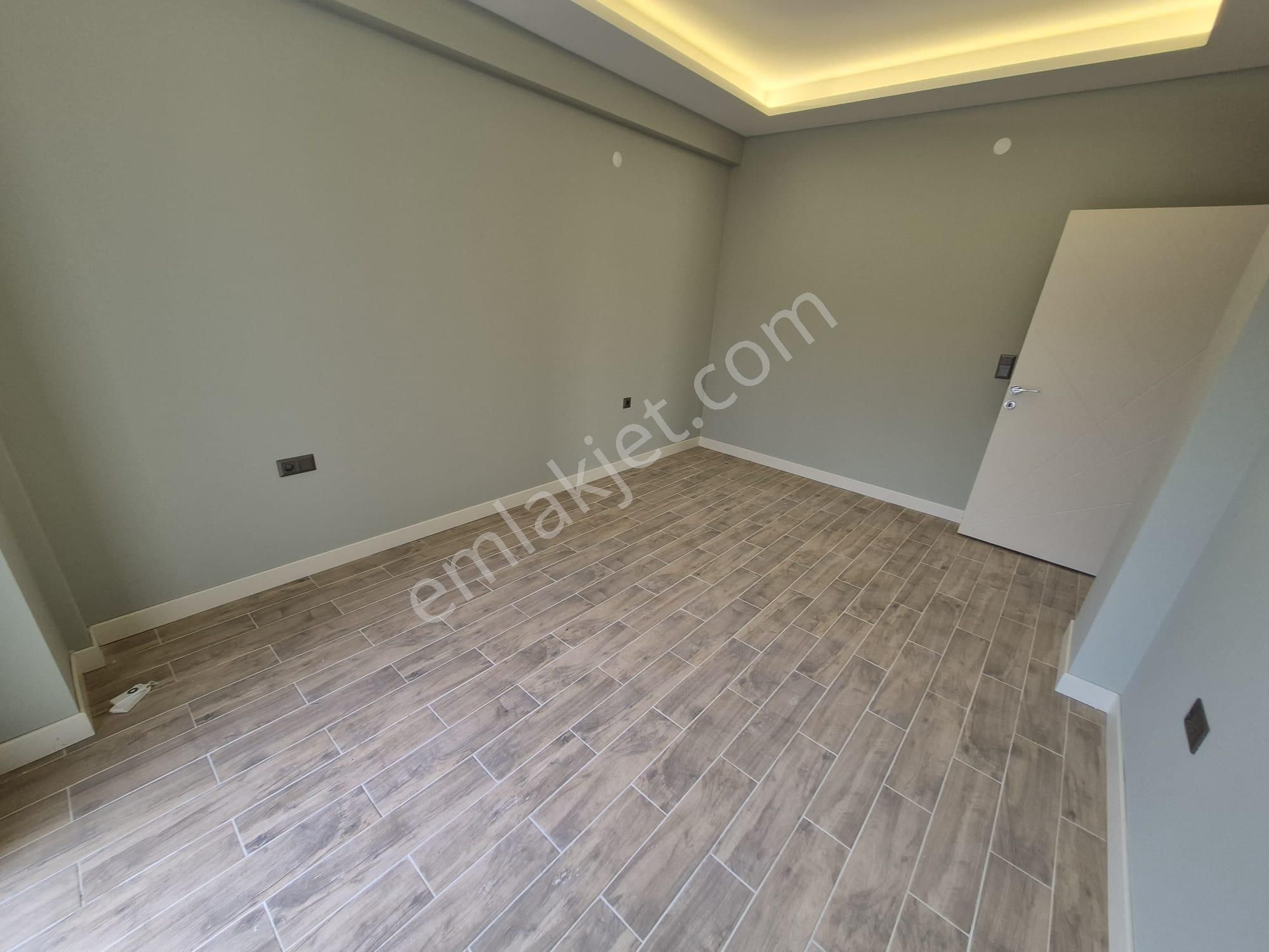 Delux'den Namık Kemal'de Havuz Manzaralı Lux 4+1 Villa - Görsel 23