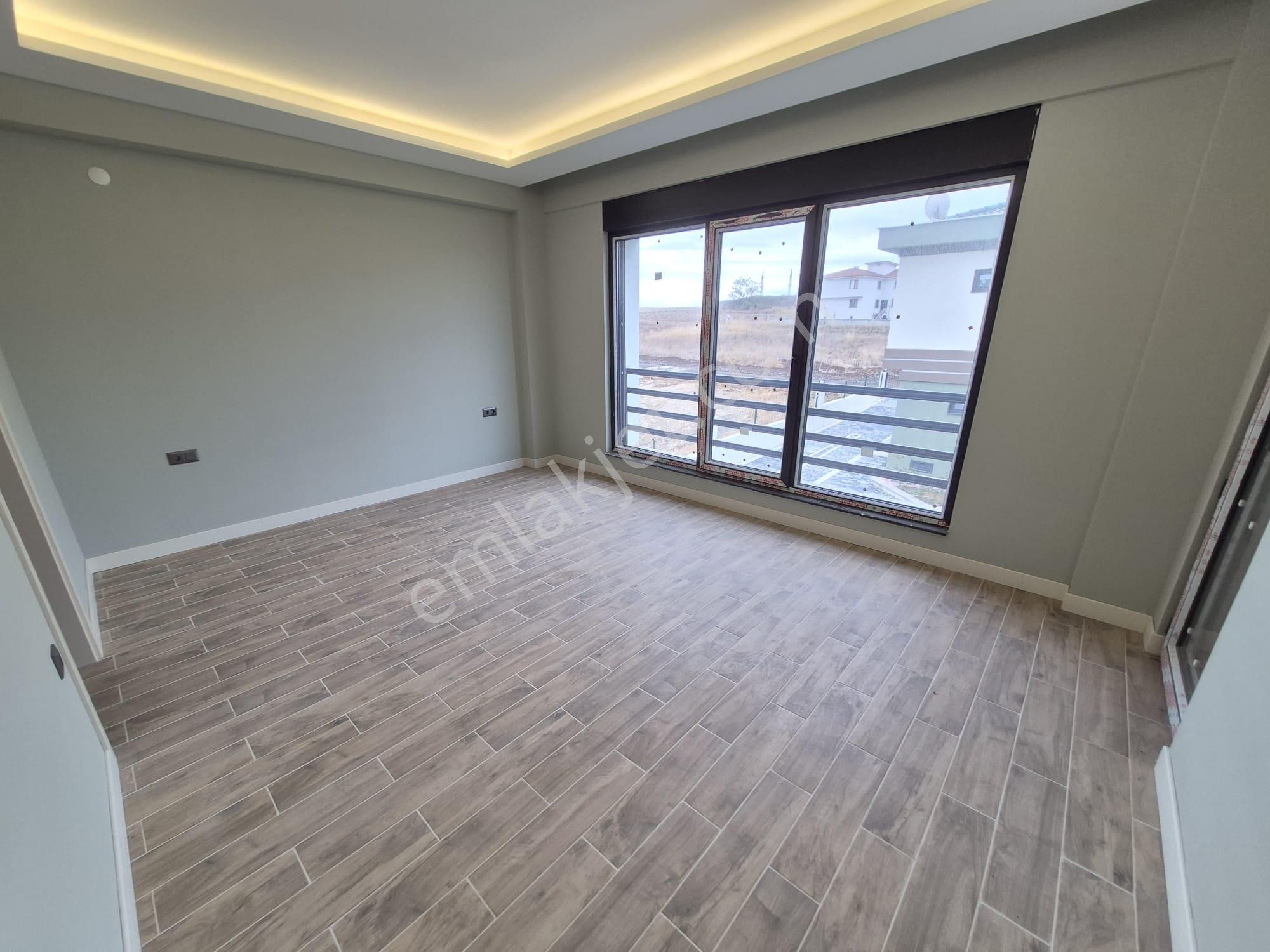 Delux'den Namık Kemal'de Havuz Manzaralı Lux 4+1 Villa - Görsel 17