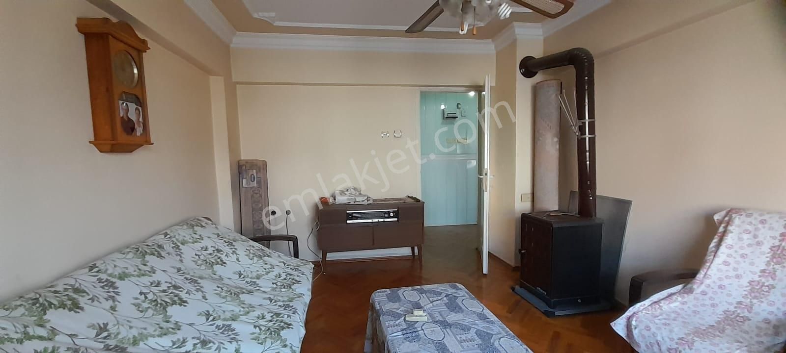 Ordu Caddesi Üzeri Satılık Masrafsız Geniş Daire... - Görsel 9