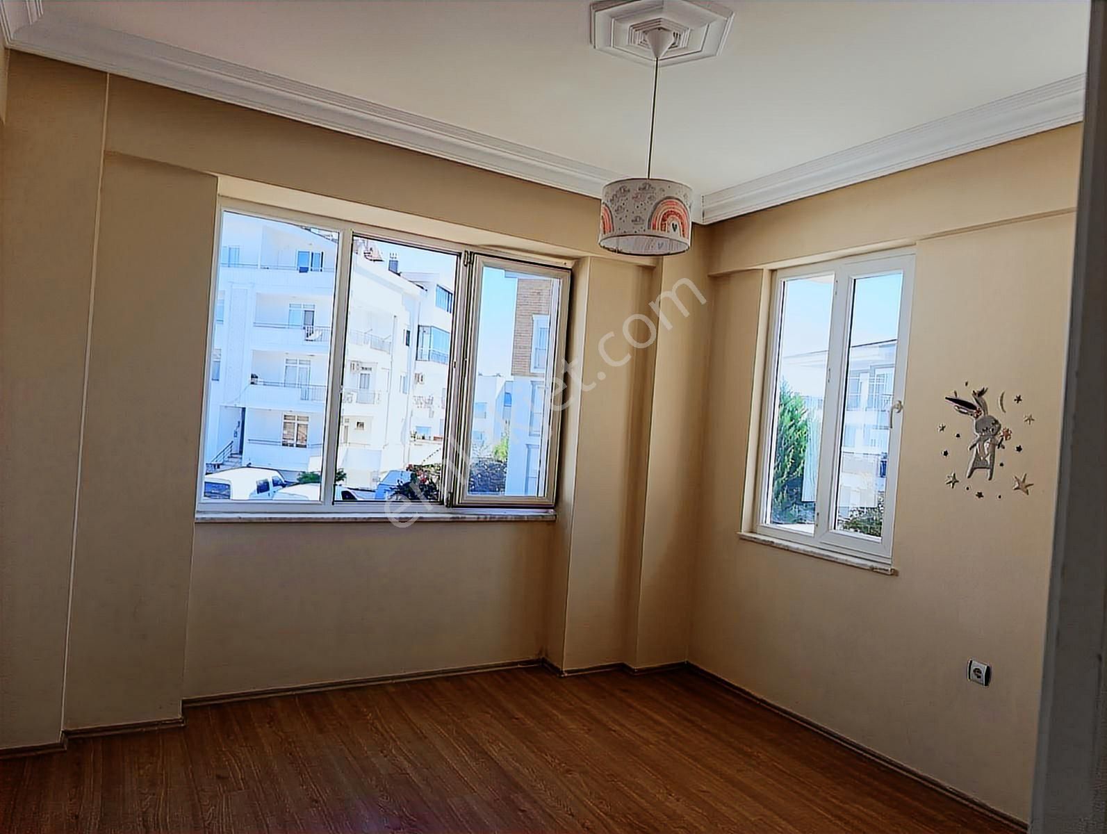 Manavgat Ilıca Madımak Sitesinde Kiralık Villa - Görsel 4