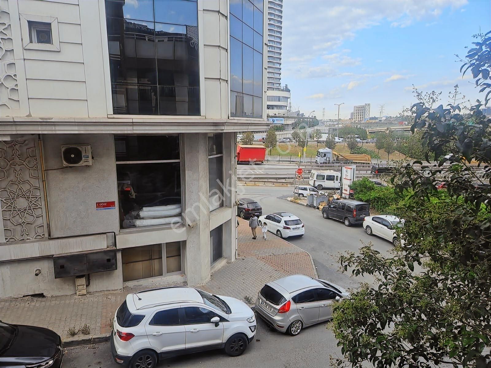 Yılmaz Emlak'tan Mehmet Akif'te Eşyalı Kiralık 2+1 1.kat Daire - Görsel 7