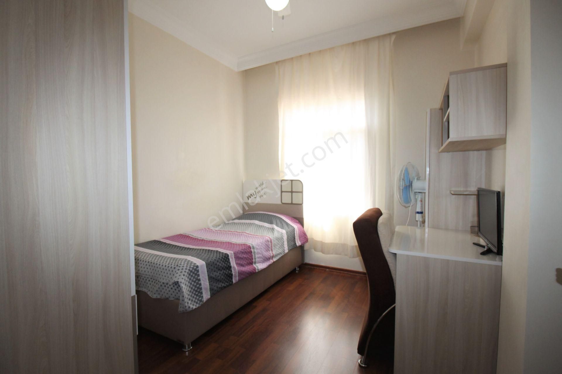 Retro’dan Villa Yaşamının Zevkine Varacağınız Lüks 4+1 Tripleks - Görsel 18