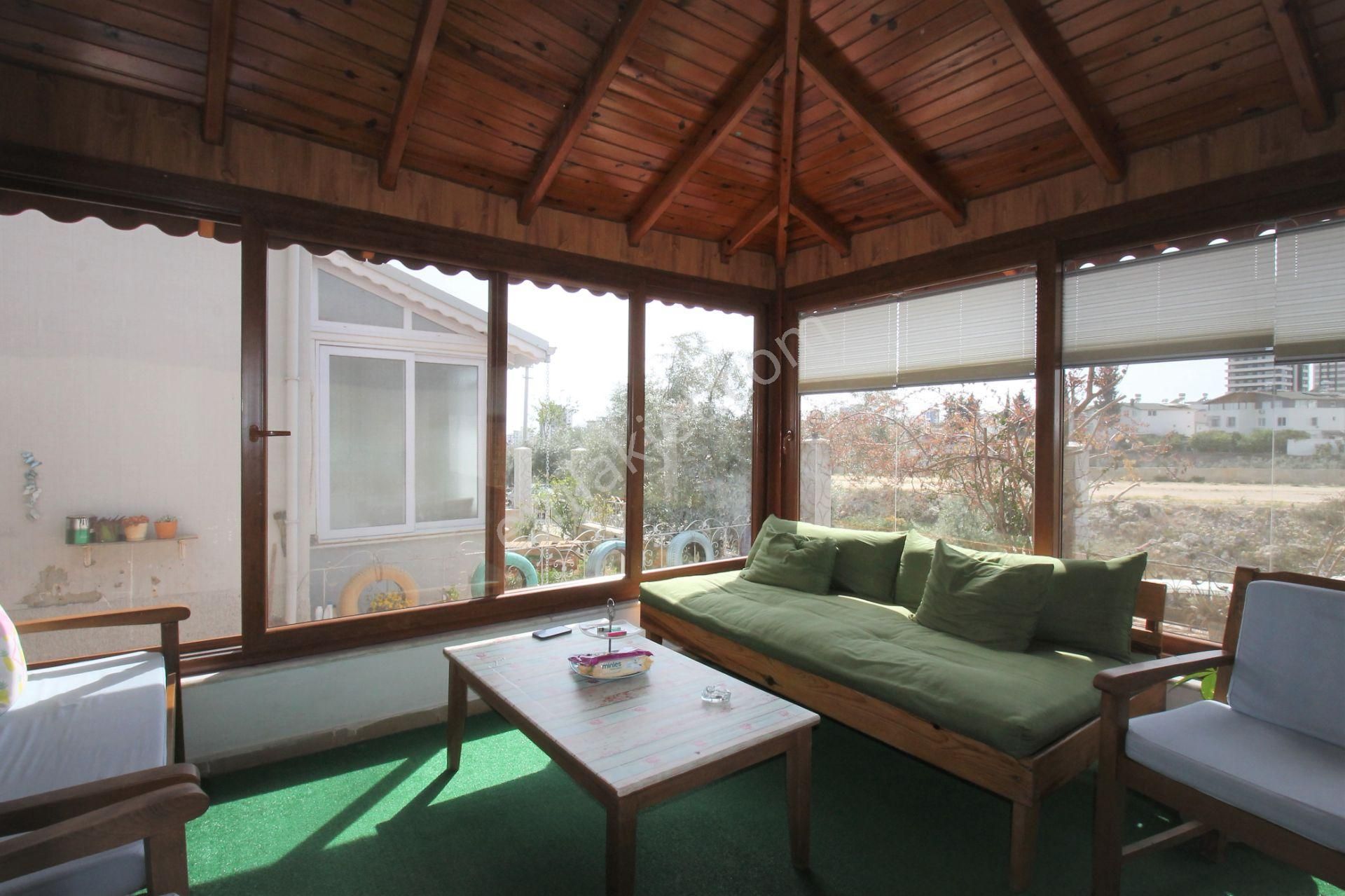 Retro’dan Villa Yaşamının Zevkine Varacağınız Lüks 4+1 Tripleks - Görsel 4