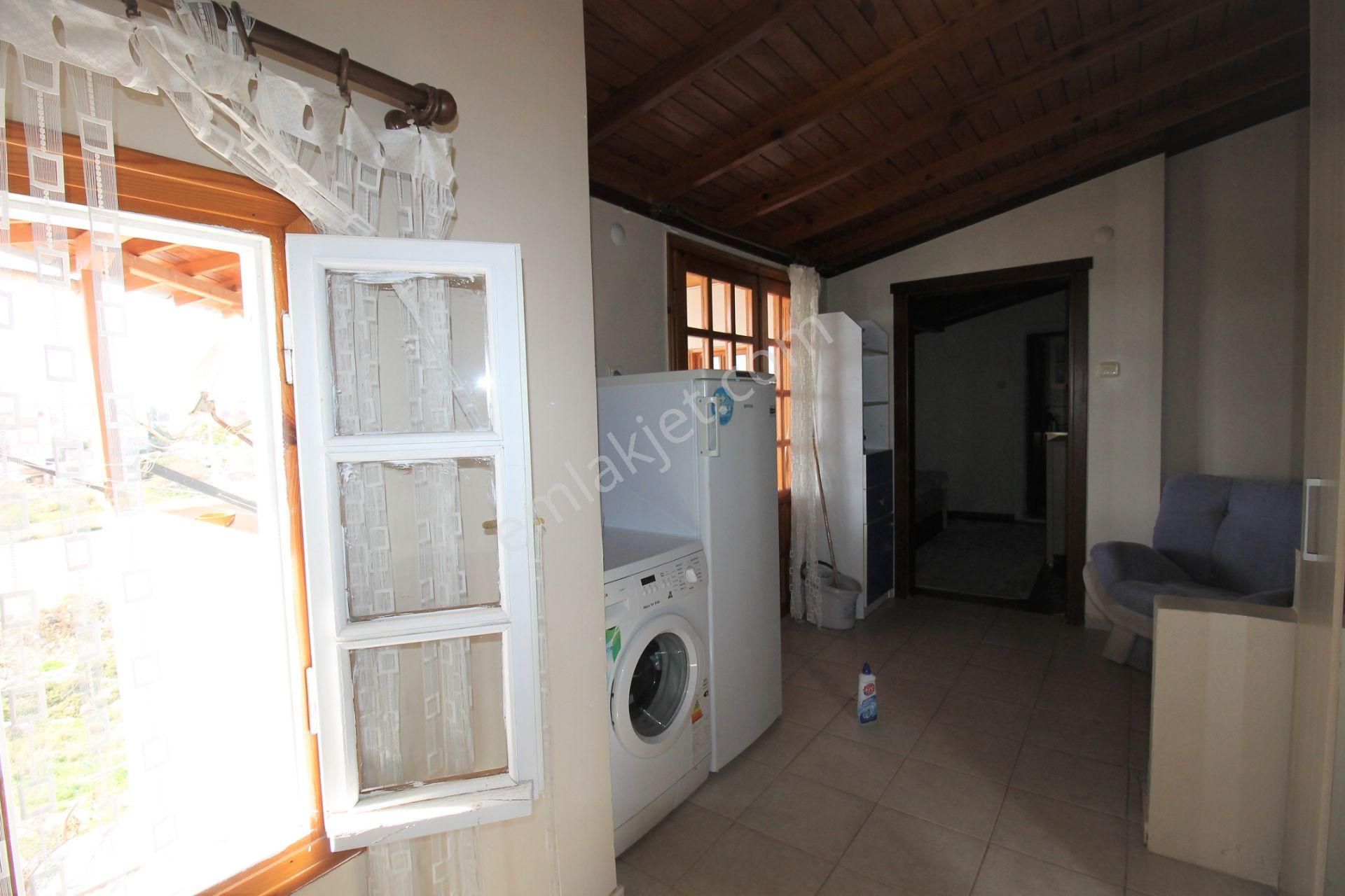 Retro’dan Villa Yaşamının Zevkine Varacağınız Lüks 4+1 Tripleks - Görsel 14