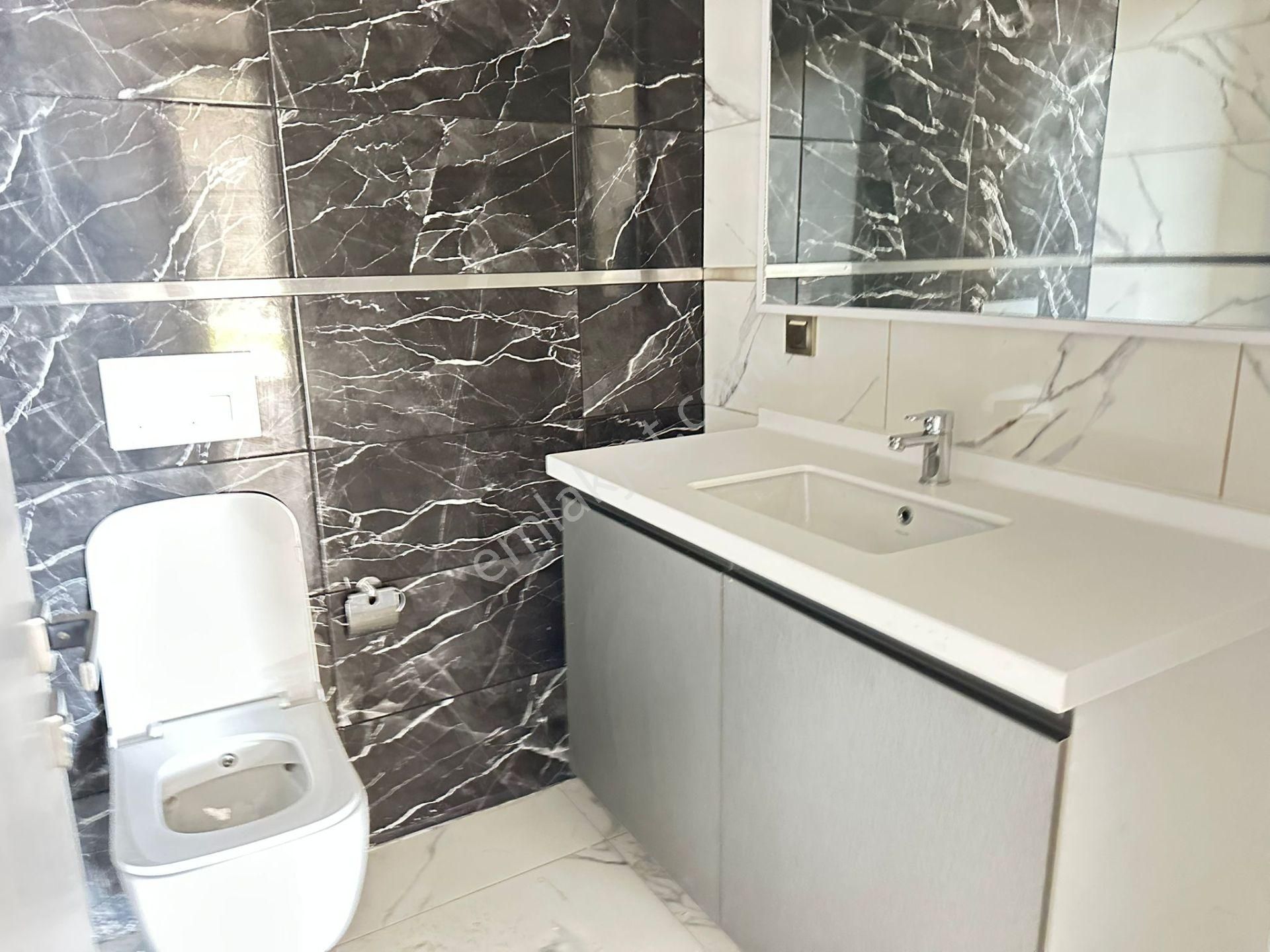 Trabzon Çömlekçi Toki Konutlarında Kiralık Bahçe Katı - Görsel 13