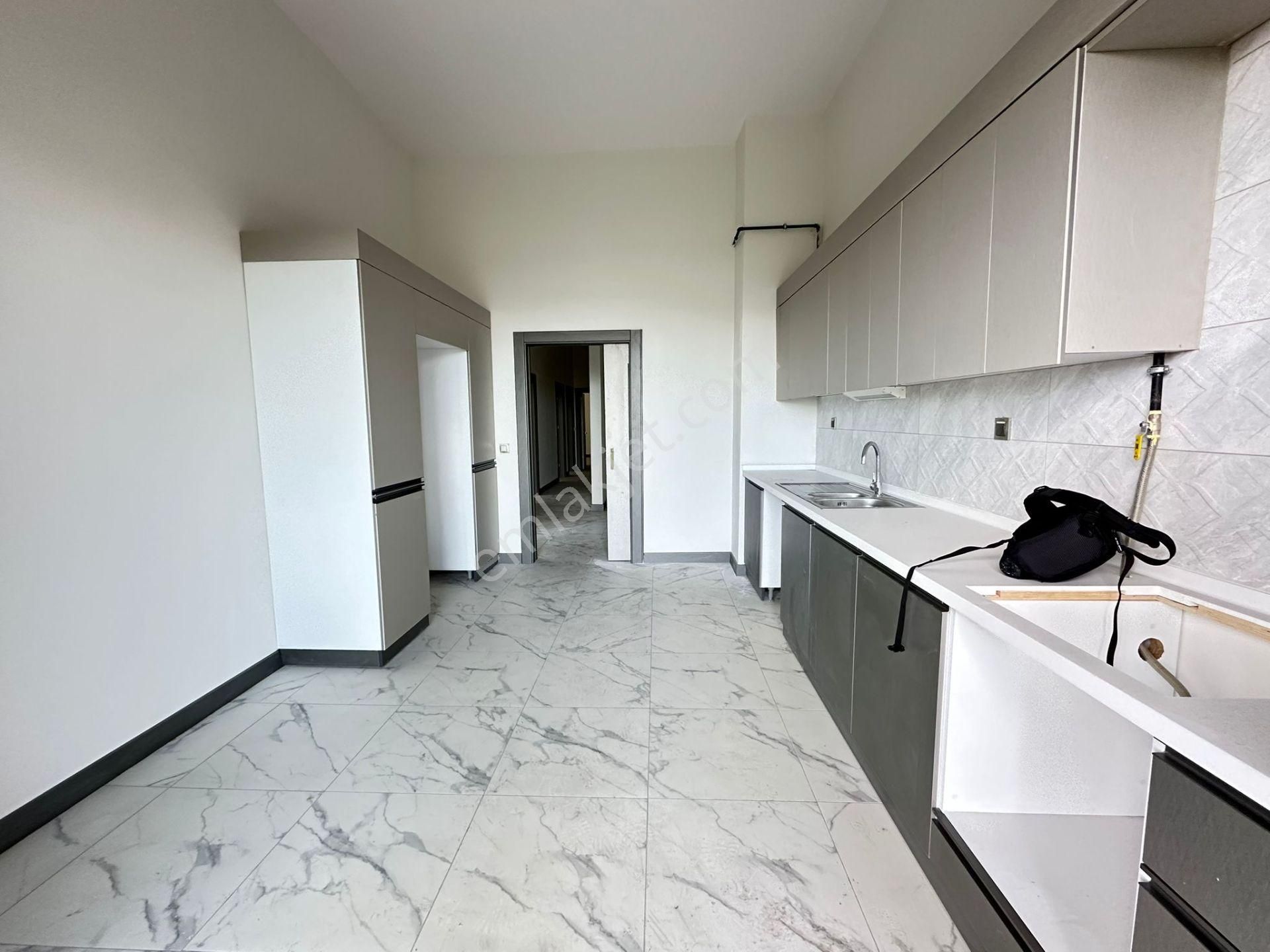 Trabzon Çömlekçi Toki Konutlarında Kiralık Bahçe Katı - Görsel 27