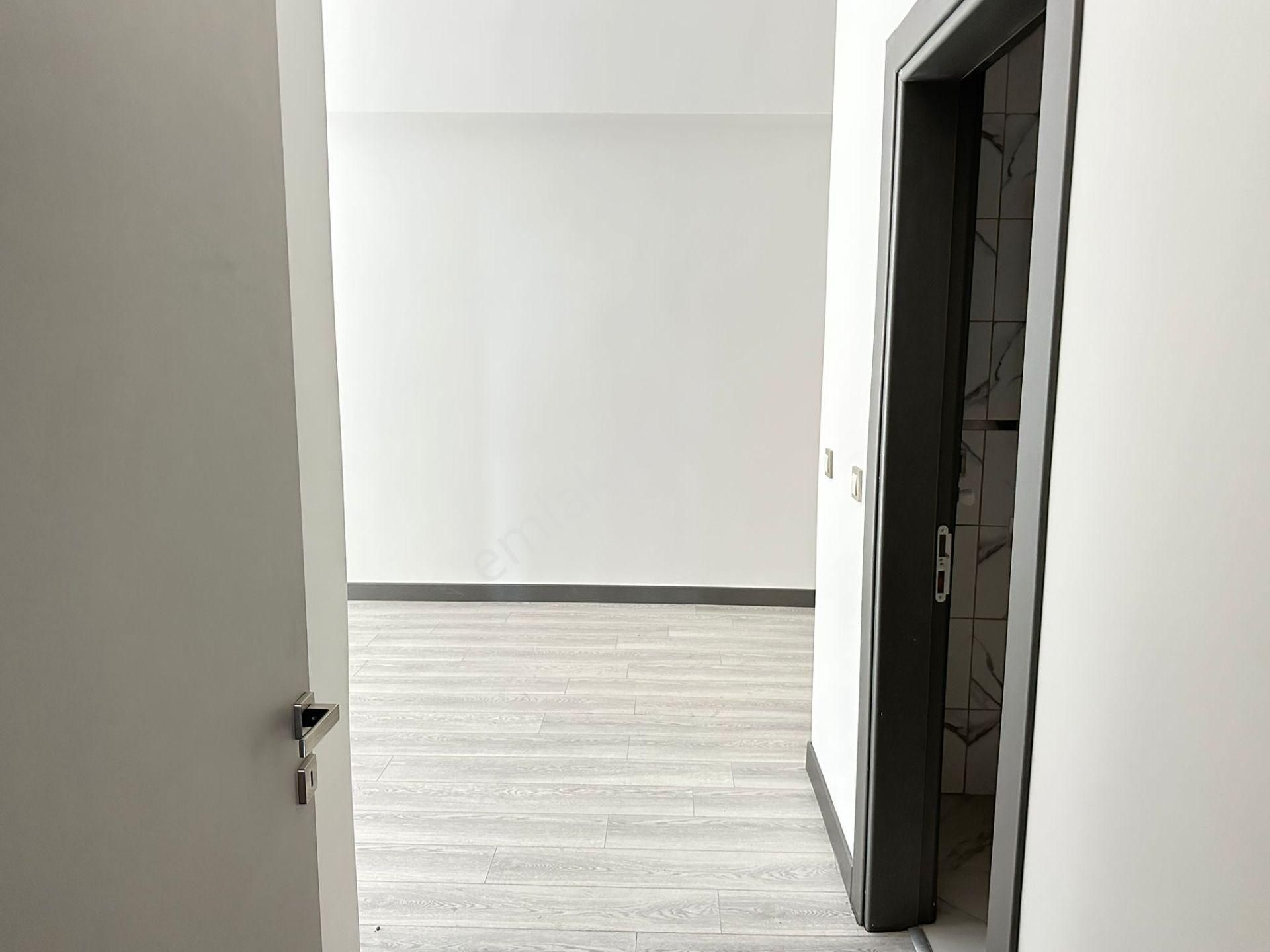 Trabzon Çömlekçi Toki Konutlarında Kiralık Bahçe Katı - Görsel 21