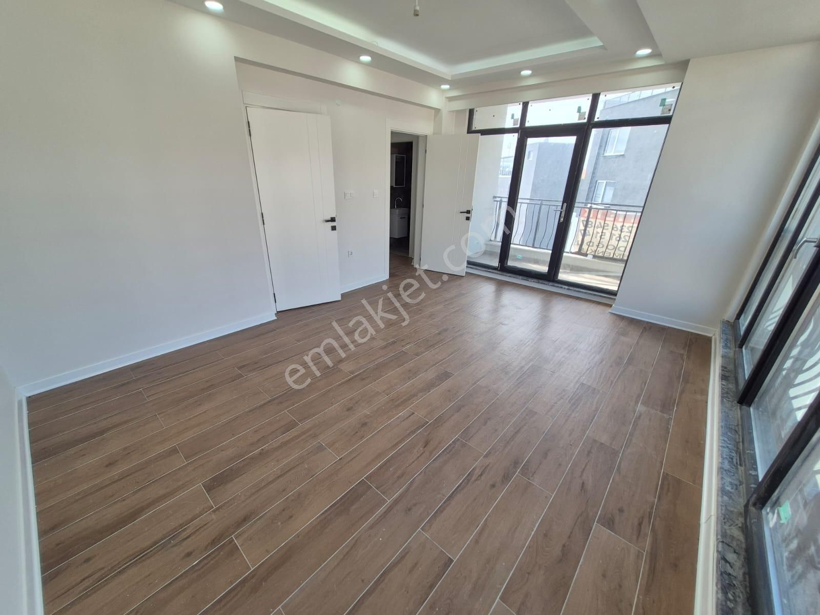 Delux'den Mükemmel Konumda Panoramik Deniz Manzaralı Trıplex - Görsel 10