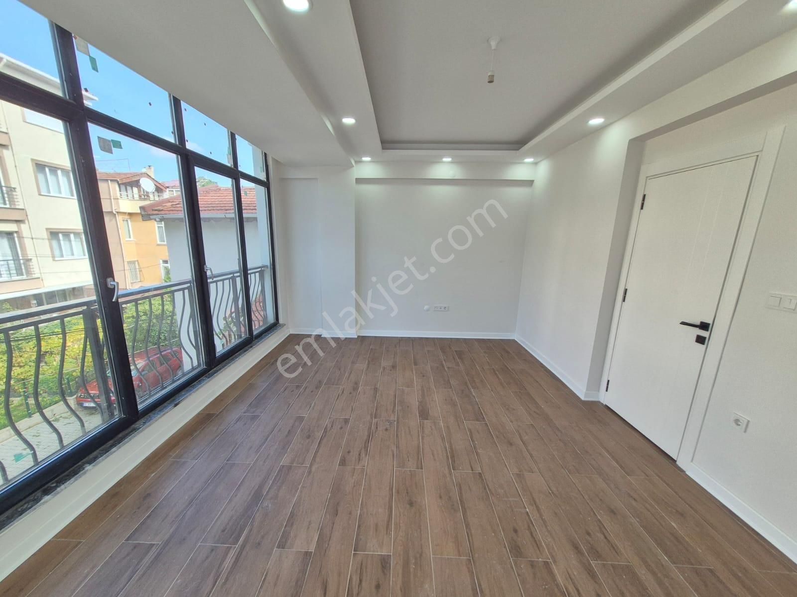 Delux'den Mükemmel Konumda Panoramik Deniz Manzaralı Trıplex - Görsel 20