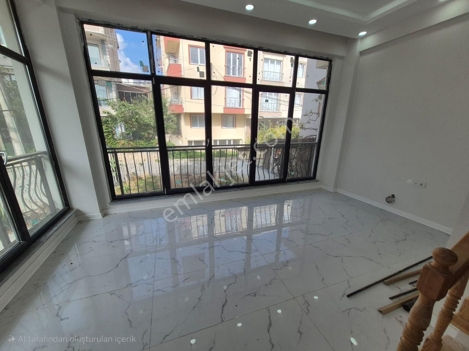 Delux'den Mükemmel Konumda Panoramik Deniz Manzaralı Trıplex - Görsel 2