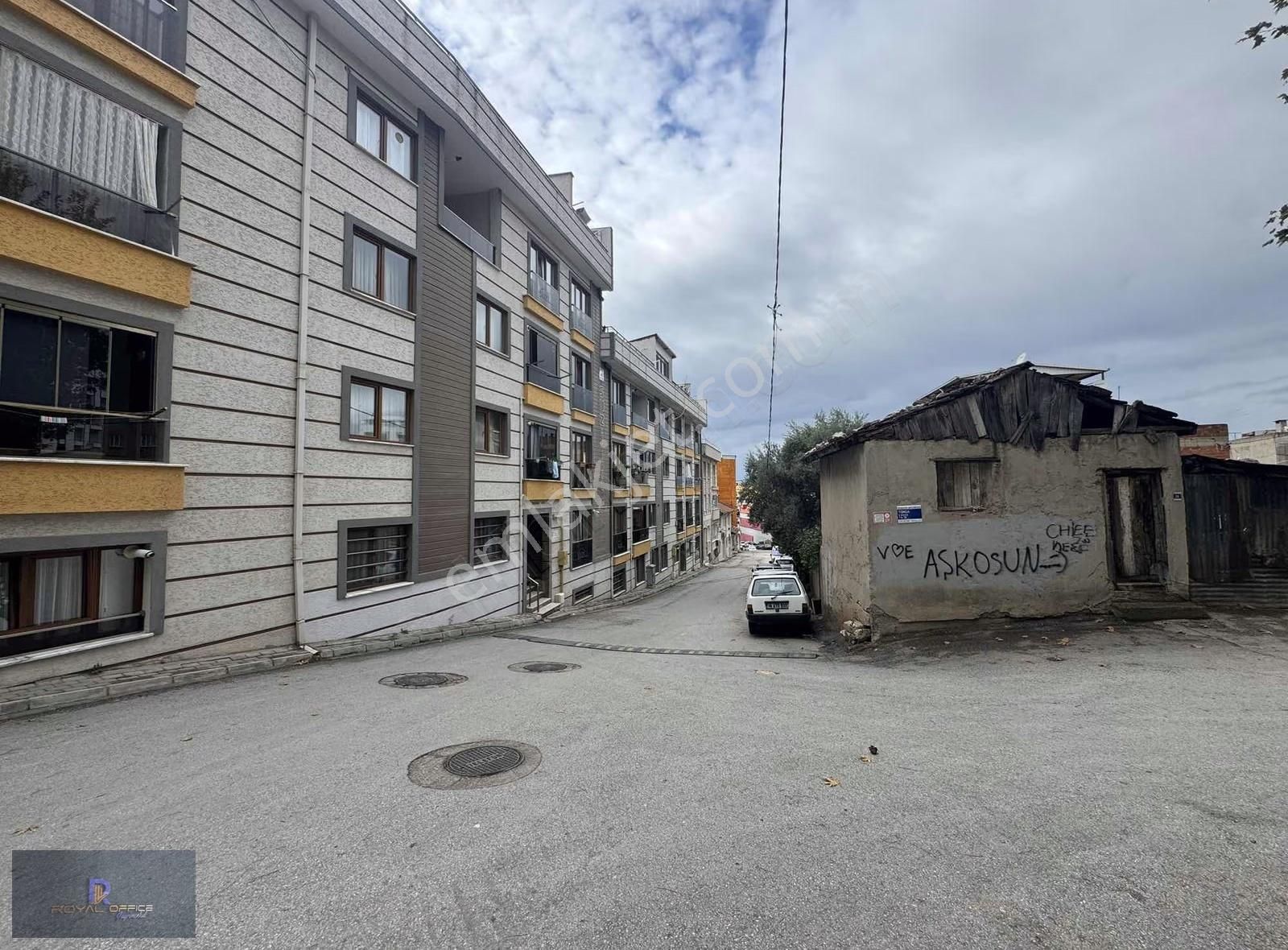 Royal Office Den Kestel Vanimehmet Mah. Eşyalı 2+1 Daire