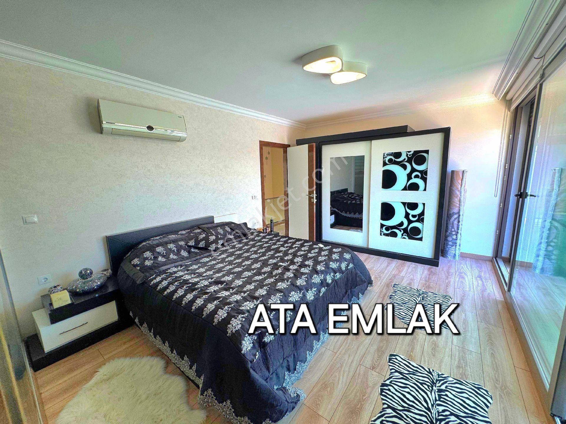 Kuşadasında Plaja Ve Avm'lere Yakın Havuzlu Sitede Ful Eşyalı Tek Müstakil Bahçeli Villa - Görsel 20