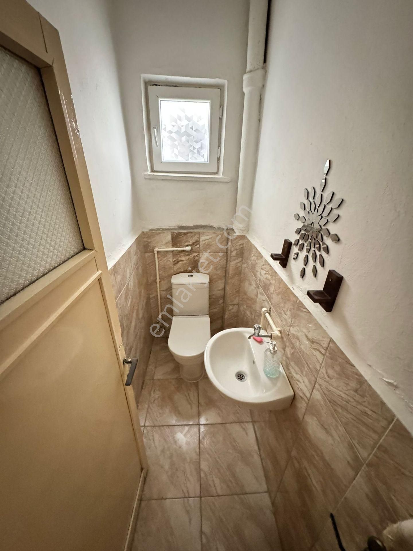 Gata Hastanesi Yakını Aşağı Eğlence'de 3+1 Katta Ön Cephe Daire - Görsel 21