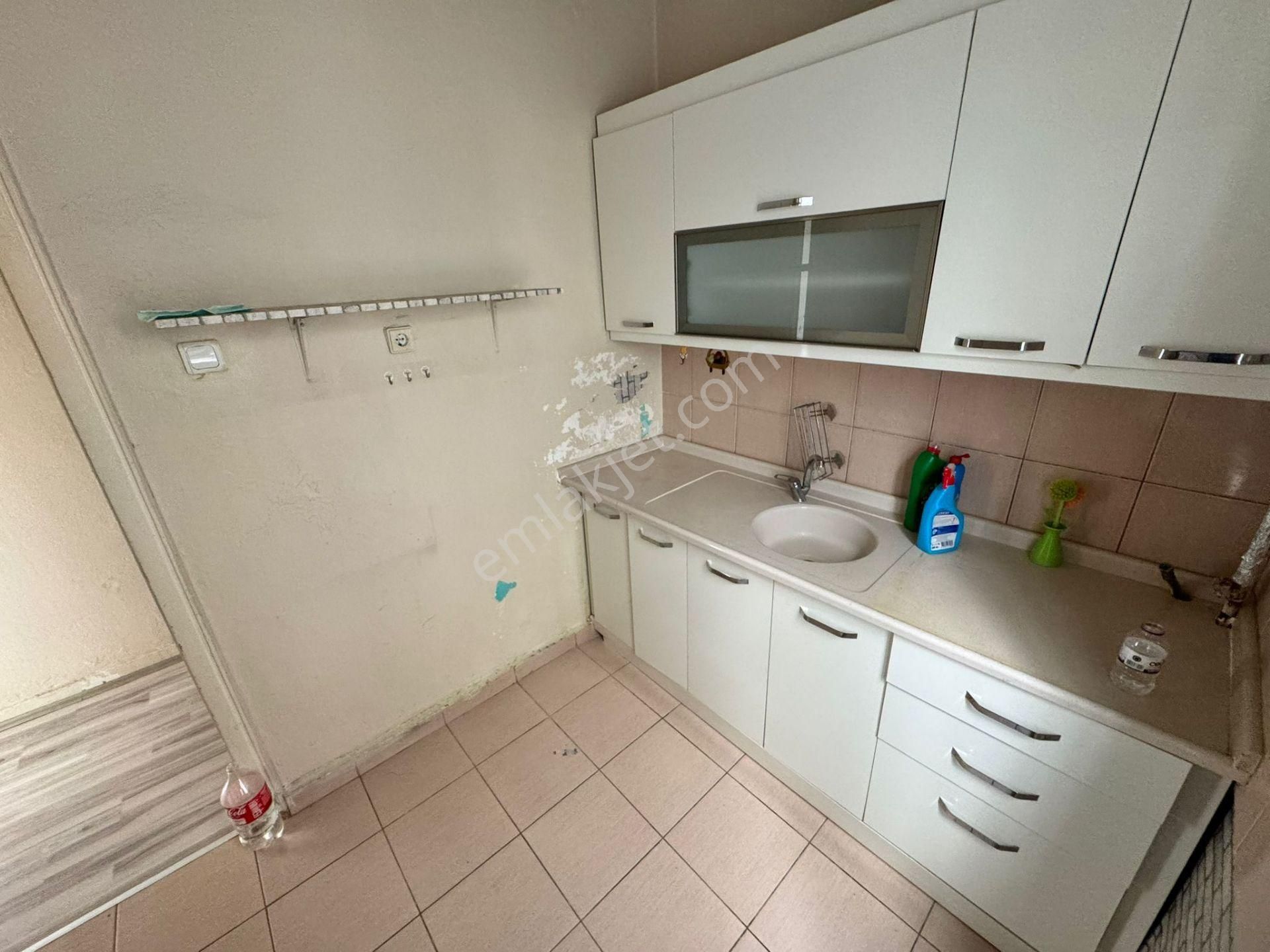 Gata Hastanesi Yakını Aşağı Eğlence'de 3+1 Katta Ön Cephe Daire - Görsel 2