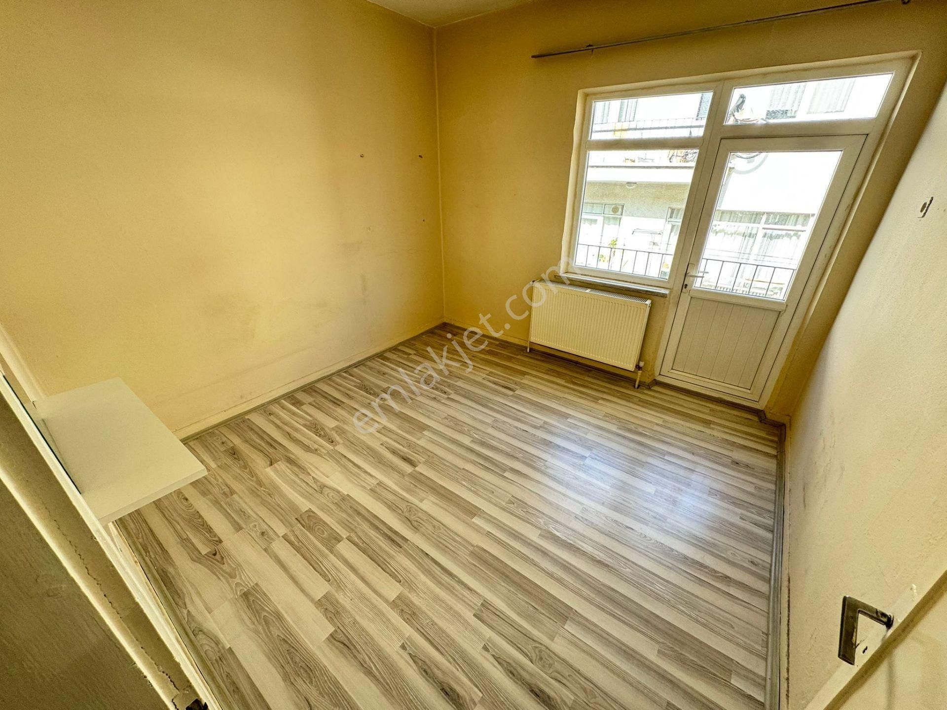 Gata Hastanesi Yakını Aşağı Eğlence'de 3+1 Katta Ön Cephe Daire - Görsel 10