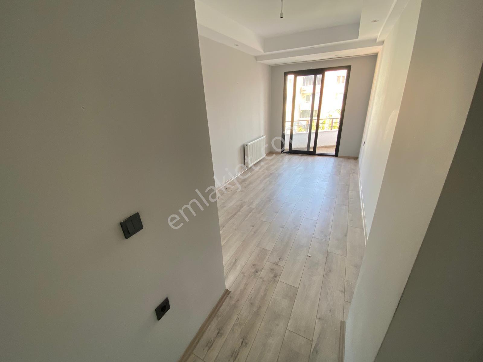 Balıkesir Edremit Cumhuriyet Mah. Grniş 1+1 Ara Kat Satılık - Görsel 23