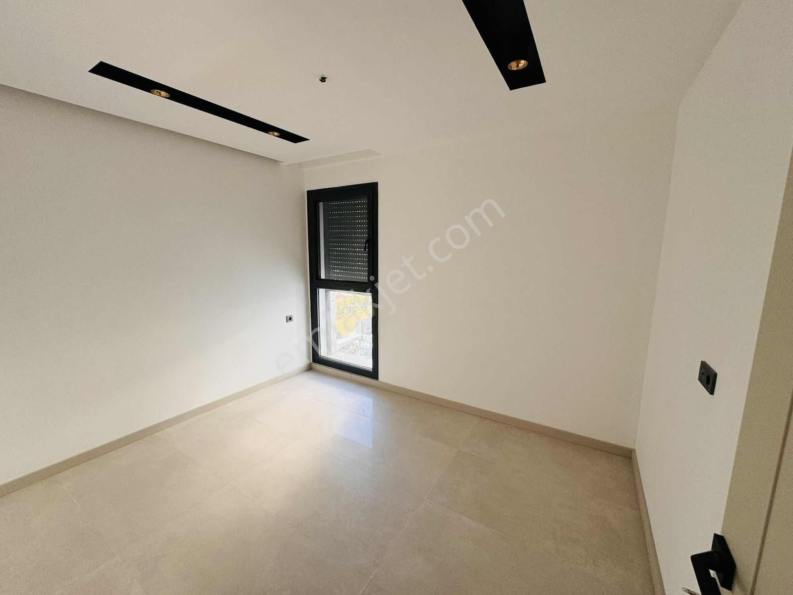 Kuşadası Değirmendere De Hazır Sıfır Satılık 3+1 Daireler - Görsel 16