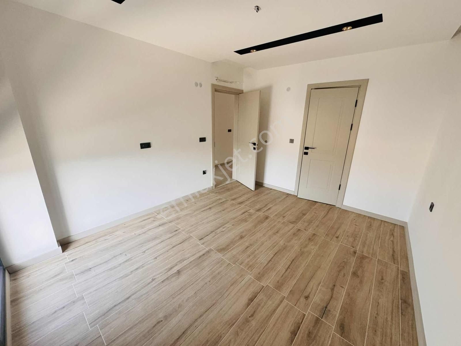 Kuşadası Değirmendere De Hazır Sıfır Satılık 3+1 Daireler - Görsel 26