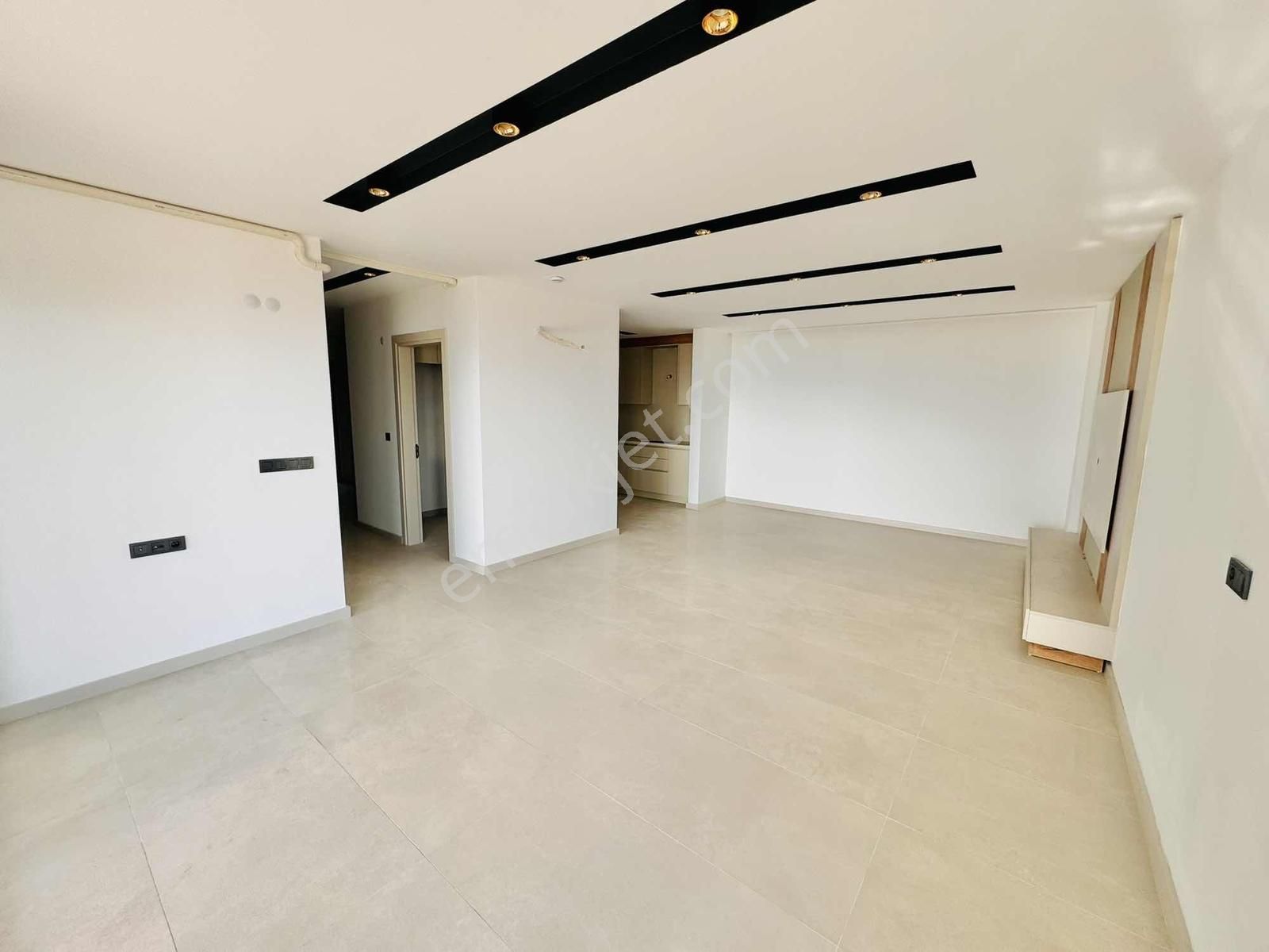 Kuşadası Değirmendere De Hazır Sıfır Satılık 3+1 Daireler - Görsel 11