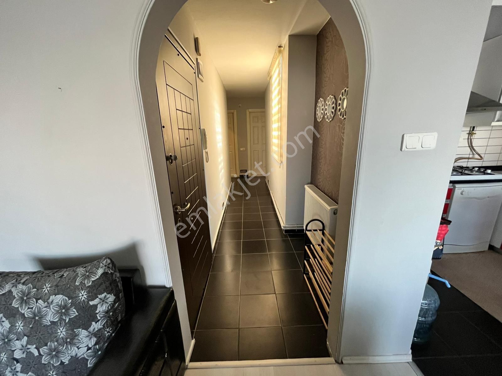 İzmir Karşıyaka Donanmacı Mah 3+1 Eşyalı Doğalgazlı İzban Tranvay Çarşı Ya Yakın Eşyalı Kiralık - Görsel 15