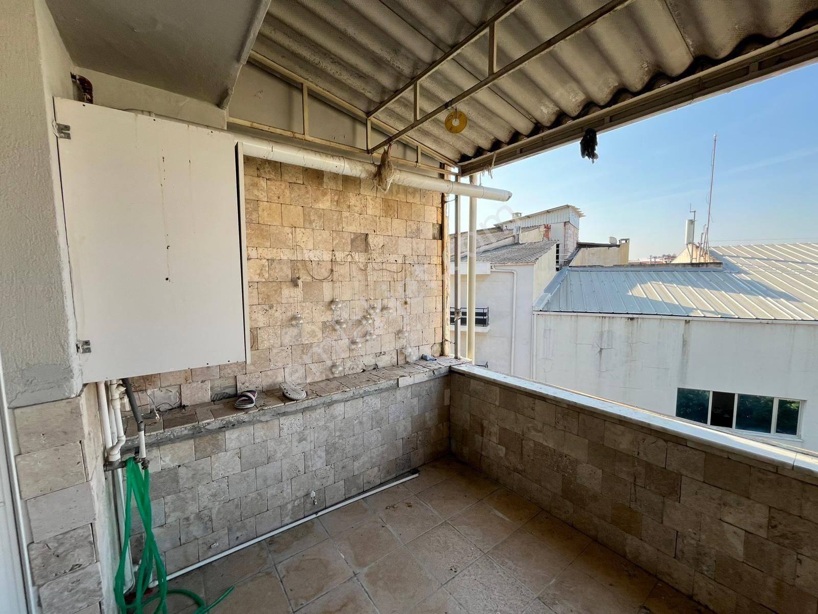 İzmir Karşıyaka Donanmacı Mah 3+1 Eşyalı Doğalgazlı İzban Tranvay Çarşı Ya Yakın Eşyalı Kiralık - Görsel 8