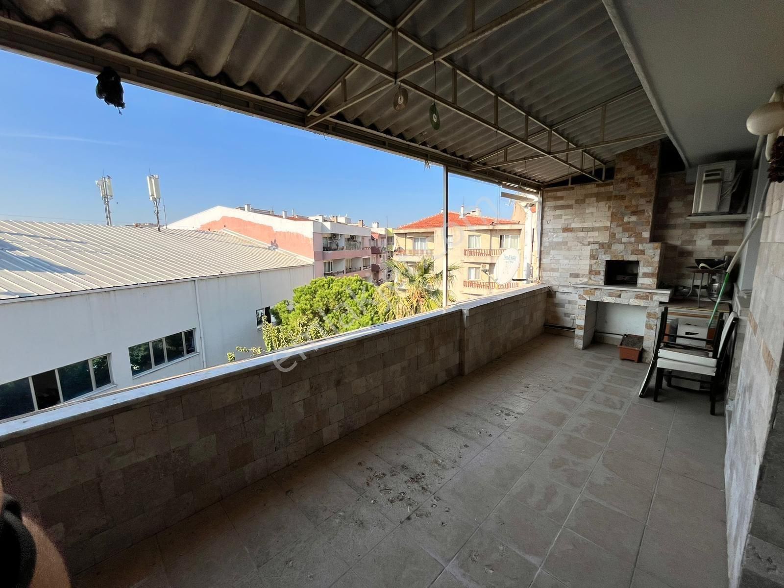 İzmir Karşıyaka Donanmacı Mah 3+1 Eşyalı Doğalgazlı İzban Tranvay Çarşı Ya Yakın Eşyalı Kiralık - Görsel 10