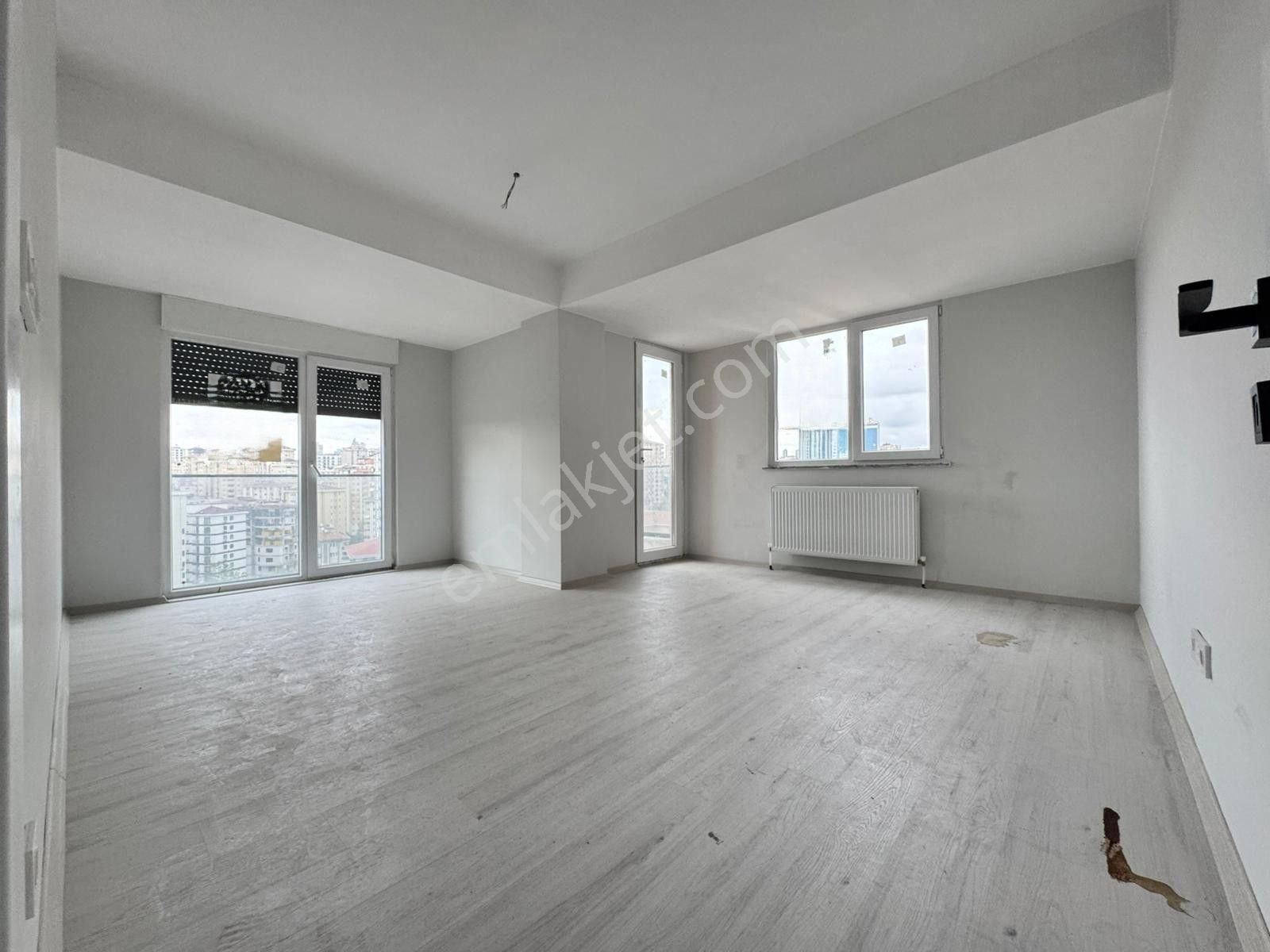 █ Konfor █ Bostancı Tepeden Manzaralı Güneş Alan Ferah Sıfır 2+1