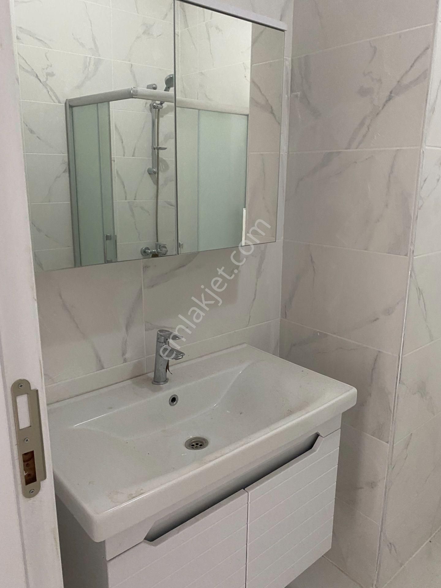 Destan-007 Kocamustafapaşa Silivrikapı Civarında Orta 2.katta 80m2 Sıfır Yeni Binadan Daire - Görsel 6