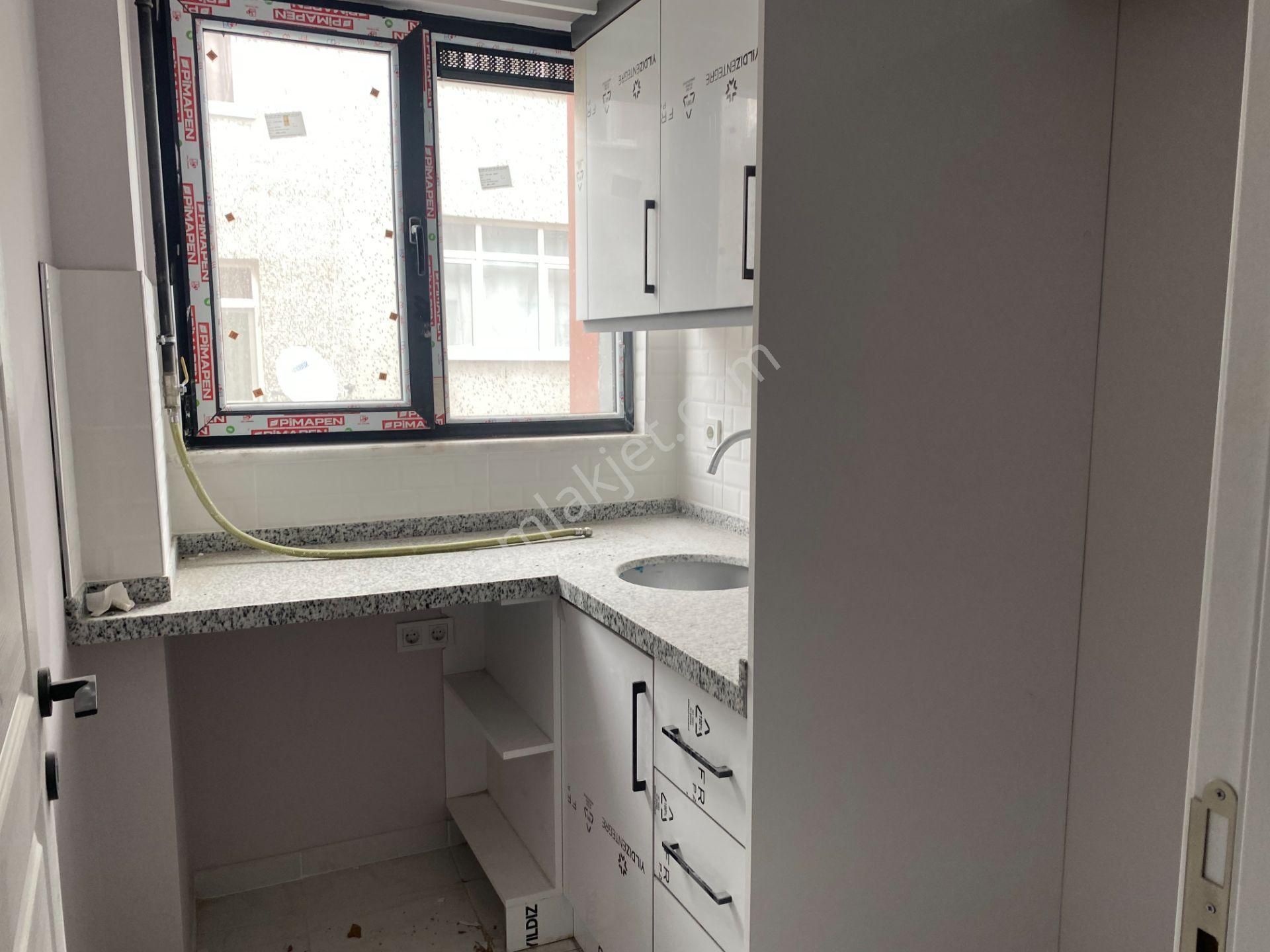 Destan-007 Kocamustafapaşa Silivrikapı Civarında Orta 2.katta 80m2 Sıfır Yeni Binadan Daire - Görsel 8