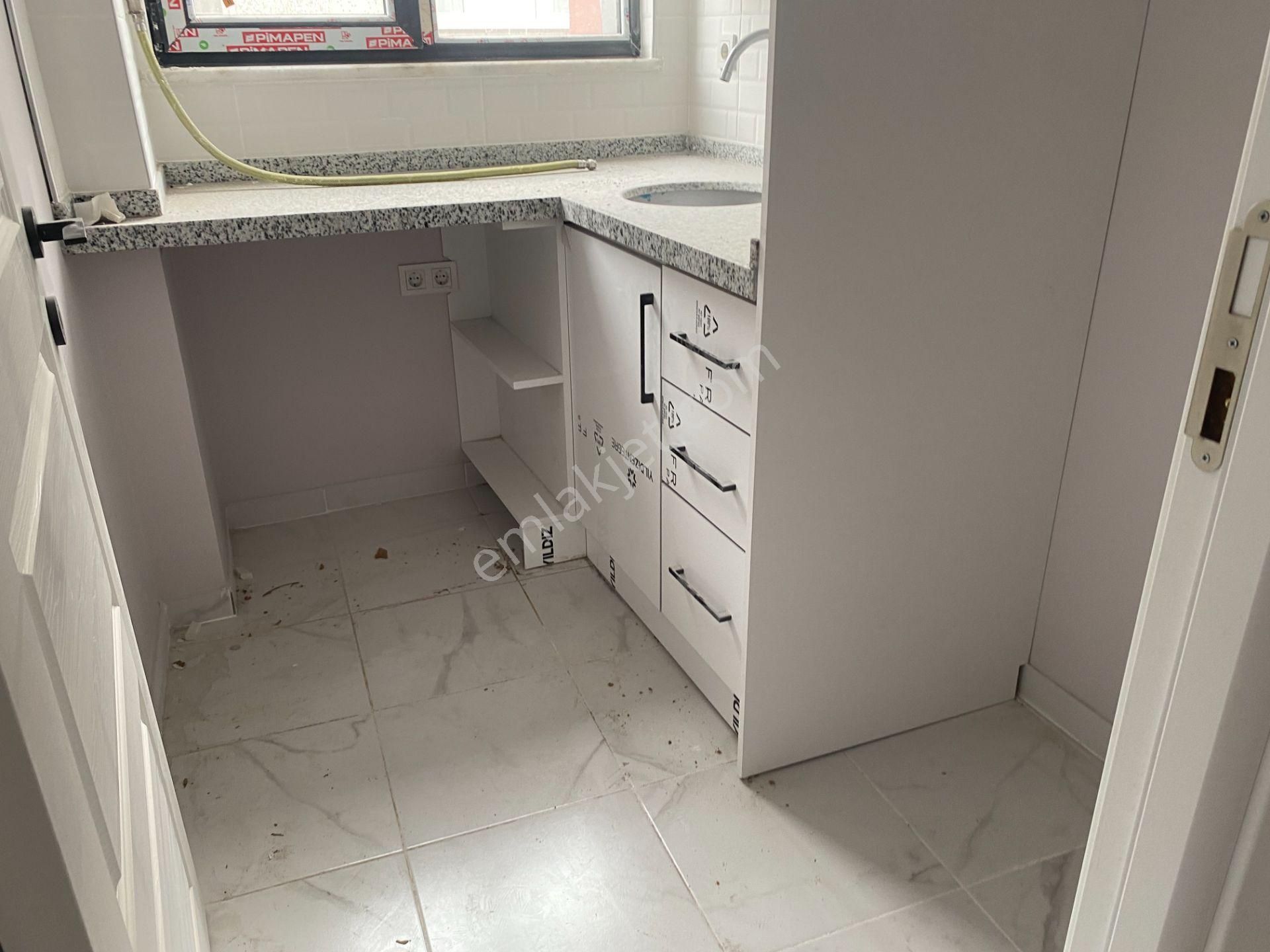 Destan-007 Kocamustafapaşa Silivrikapı Civarında Orta 2.katta 80m2 Sıfır Yeni Binadan Daire - Görsel 27