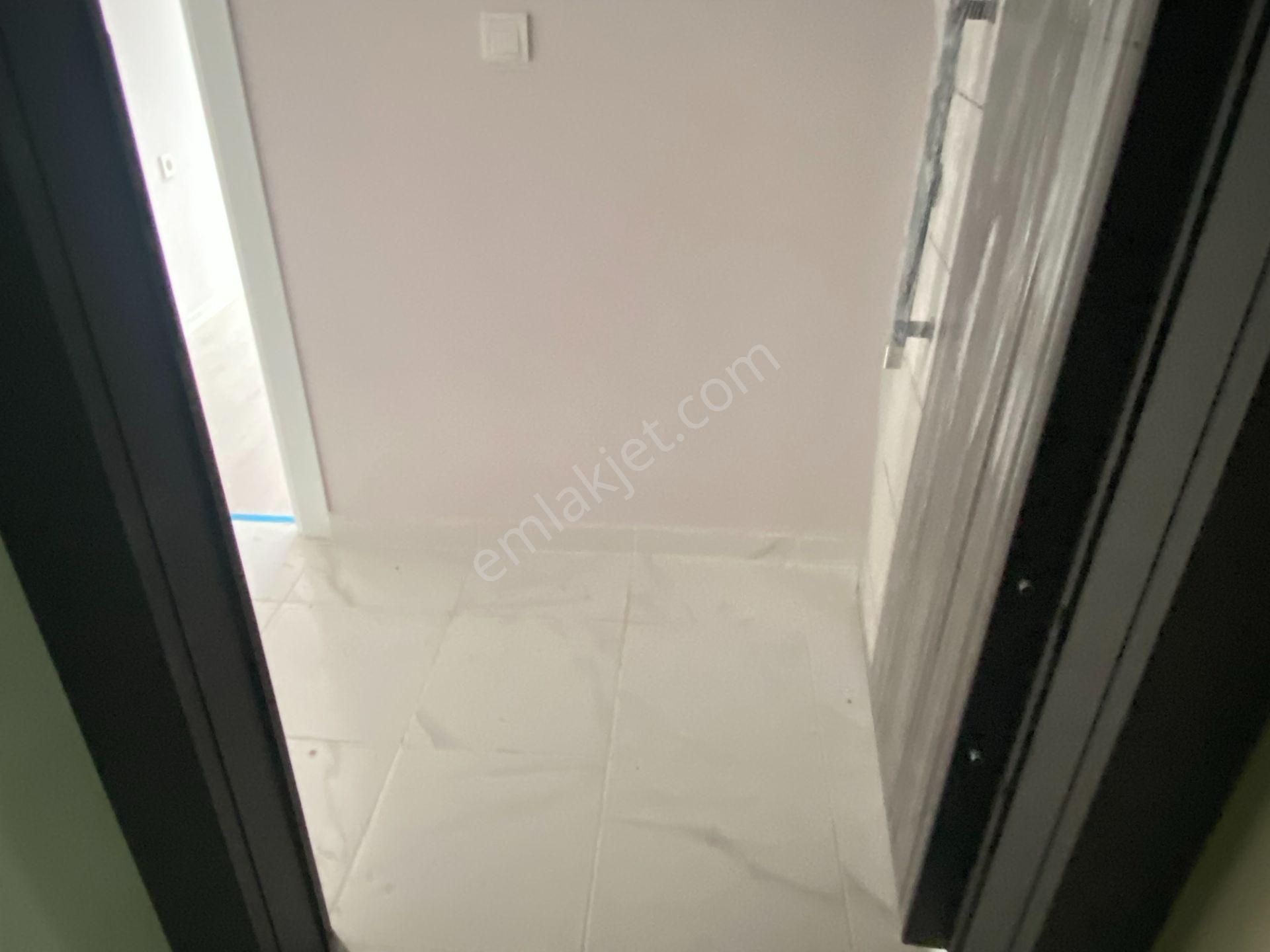 Destan-007 Kocamustafapaşa Silivrikapı Civarında Orta 2.katta 80m2 Sıfır Yeni Binadan Daire - Görsel 16
