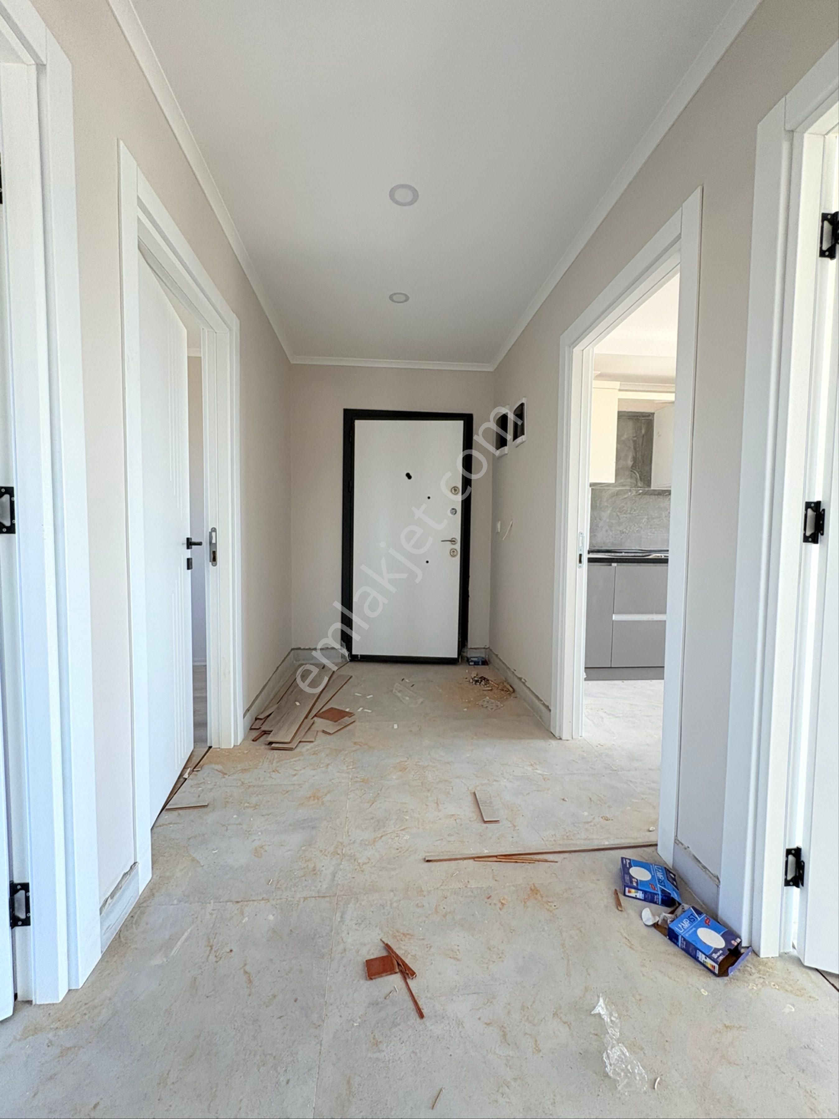 Demirel Mah Sıfır Havuzlu Ebeveyn Banyolu 2+1 - Görsel 16