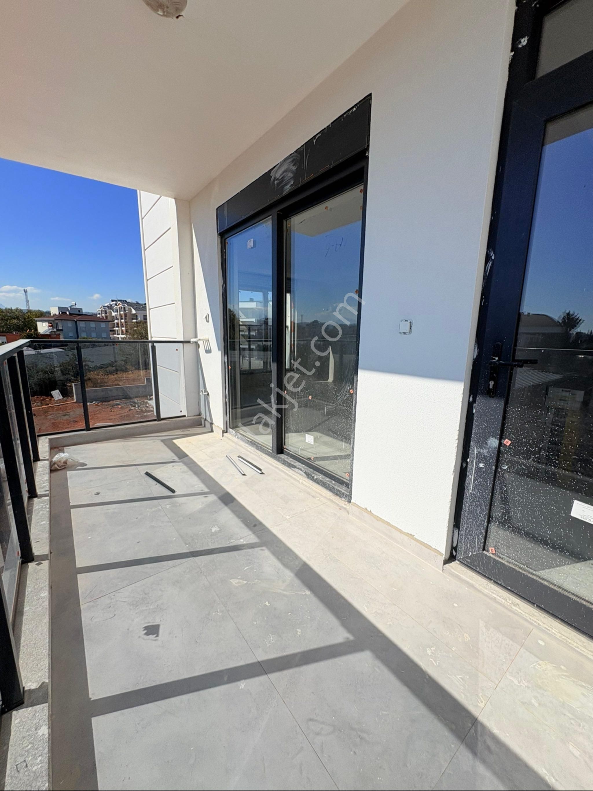 Demirel Mah Sıfır Havuzlu Ebeveyn Banyolu 2+1 - Görsel 4