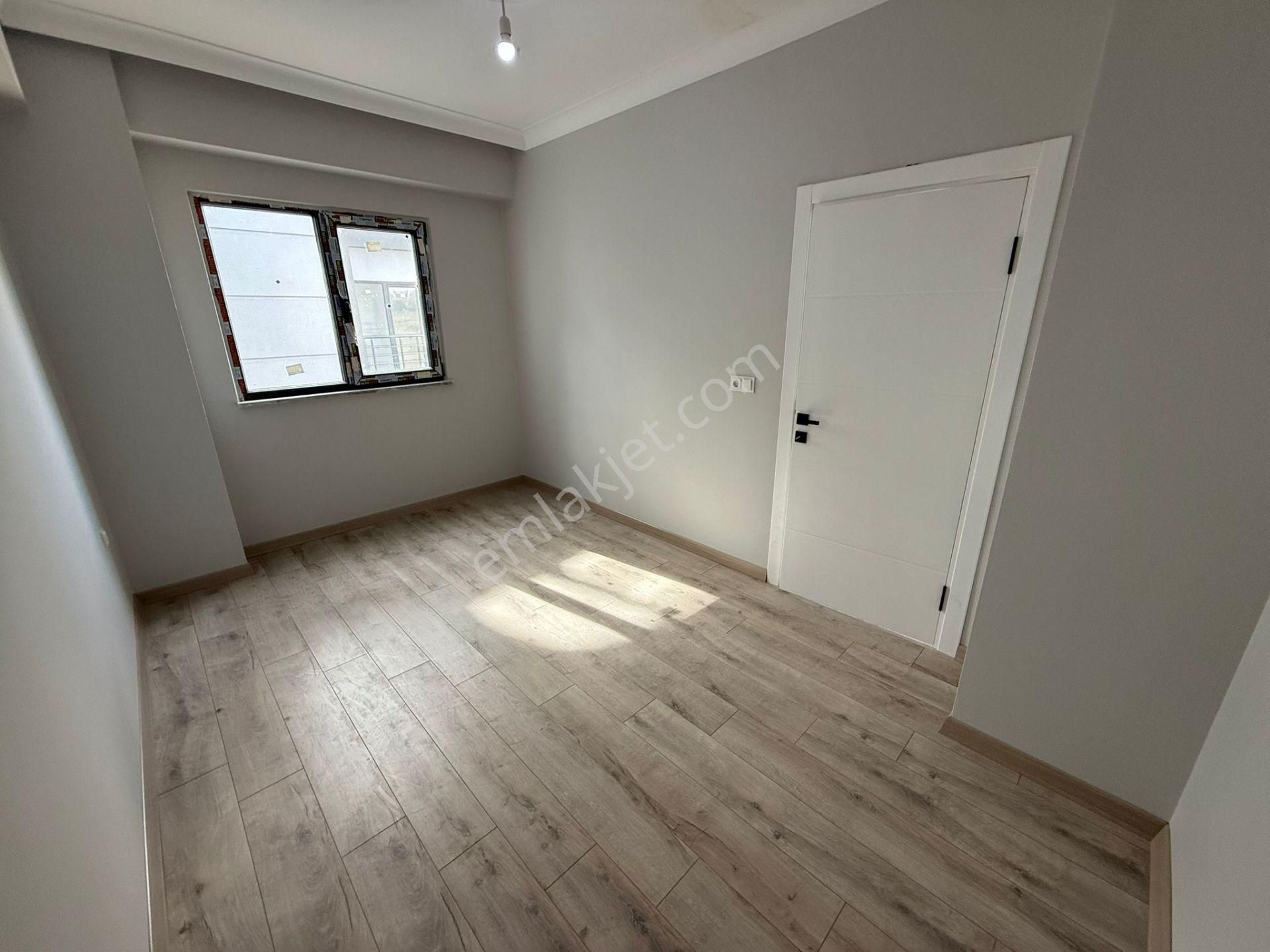 Delux'den Zafer Mh'de Site İçerisinde Geniş Satılık Lux 1+1 Daire - Görsel 12