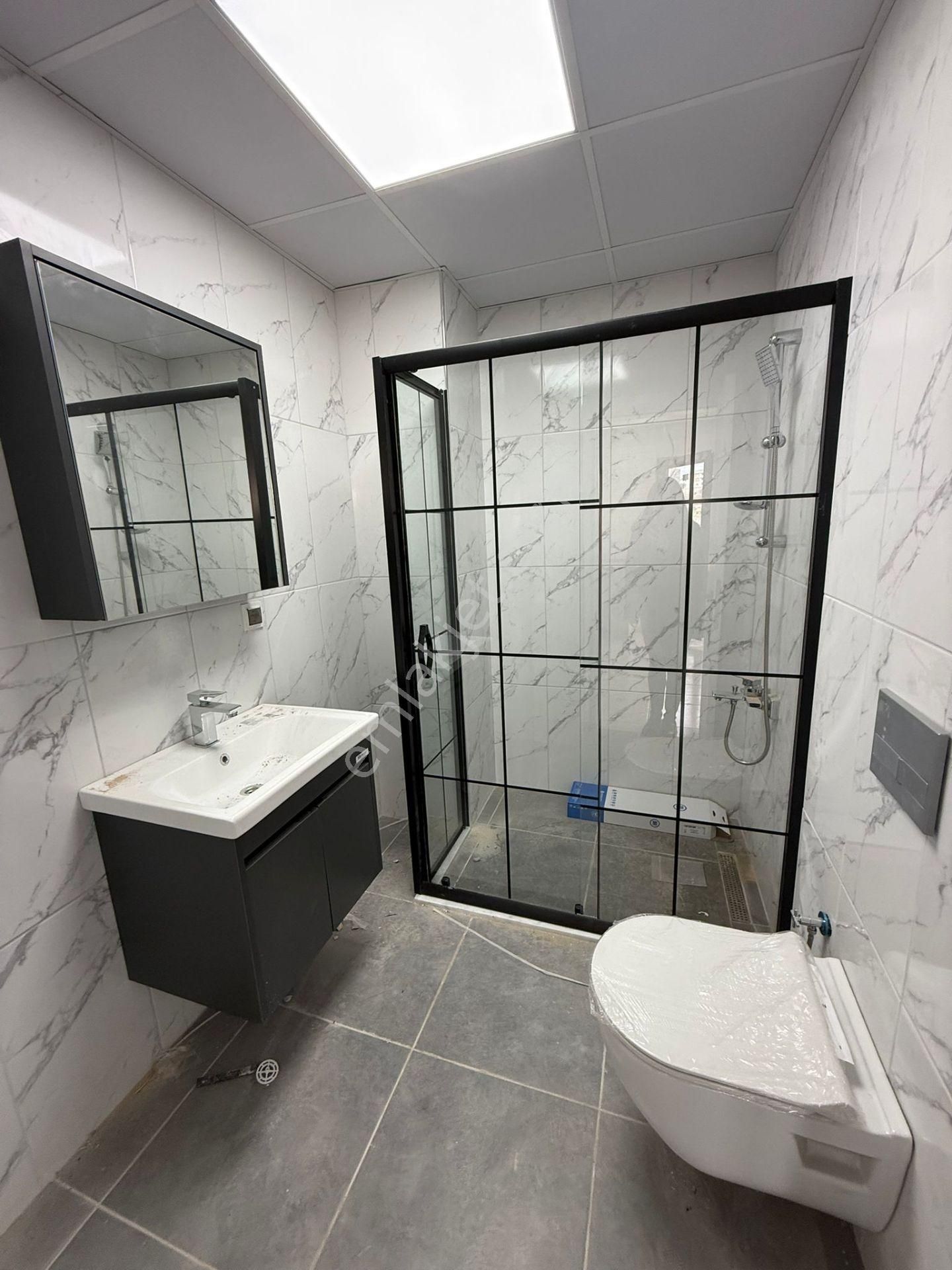 Delux'den Zafer Mh'de Site İçerisinde Geniş Satılık Lux 1+1 Daire - Görsel 15