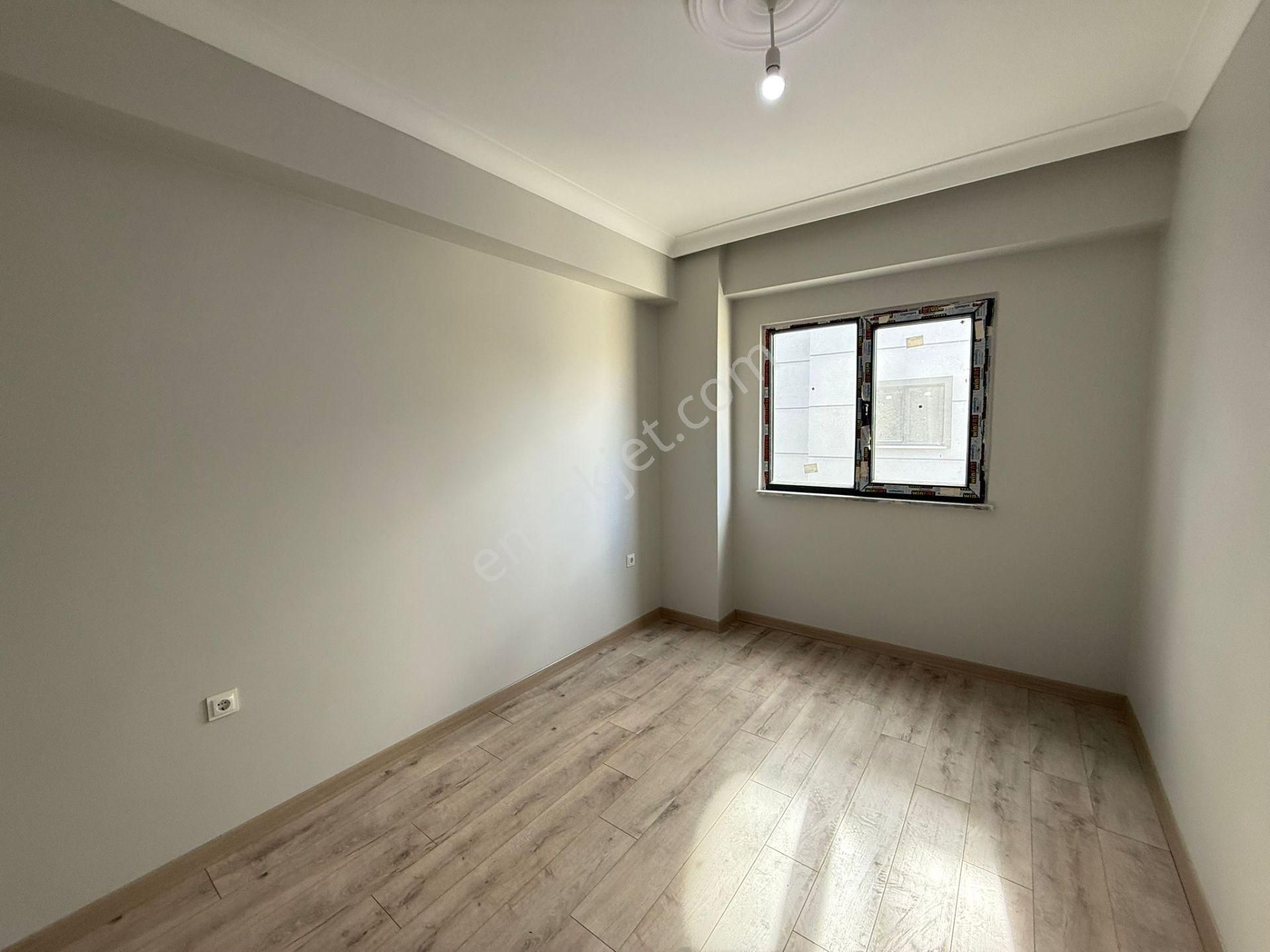 Delux'den Zafer Mh'de Site İçerisinde Geniş Satılık Lux 1+1 Daire - Görsel 9