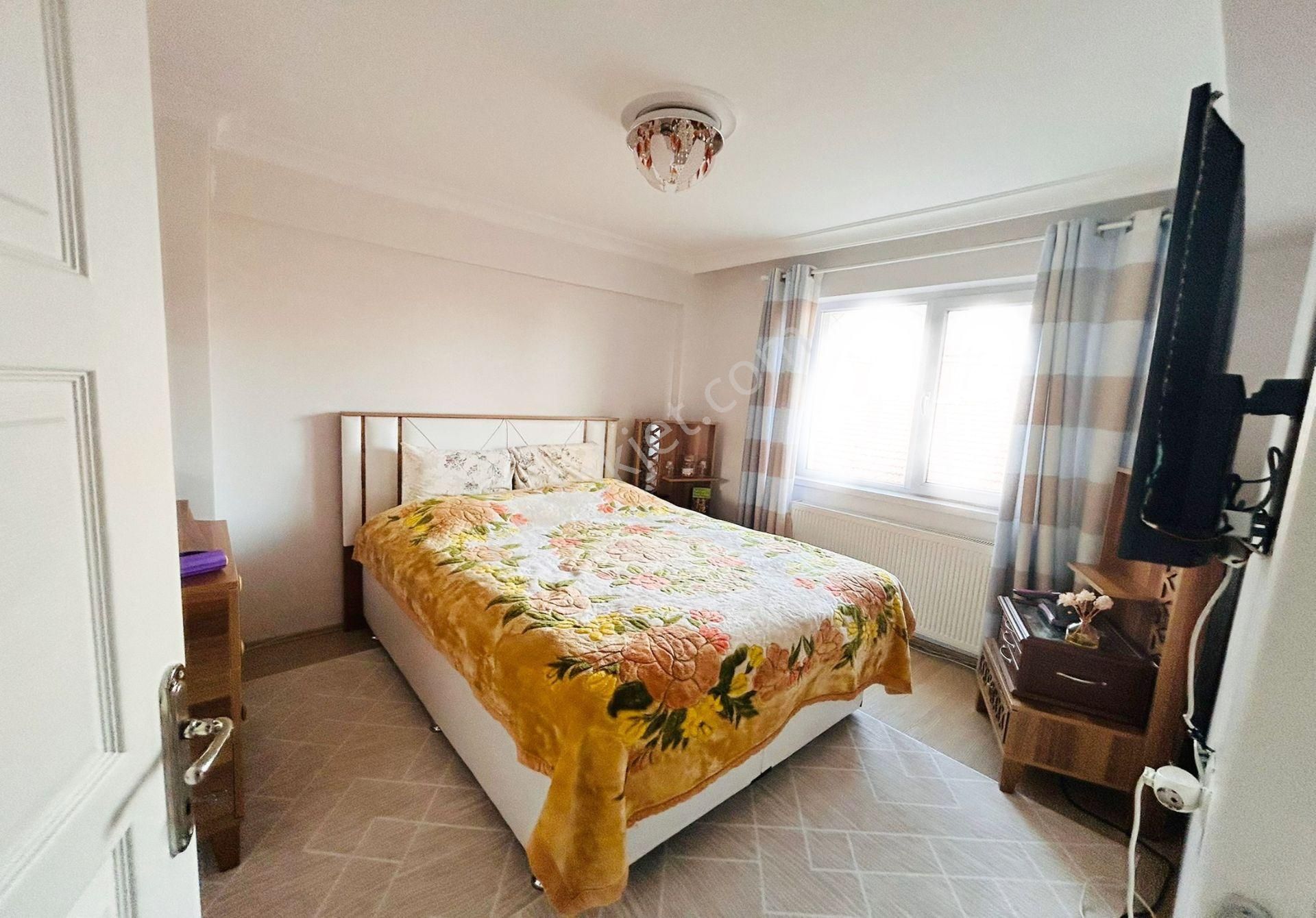 Cadde Yakını Asansörlü Full Yapılı 3+1 Daire..! - Görsel 16