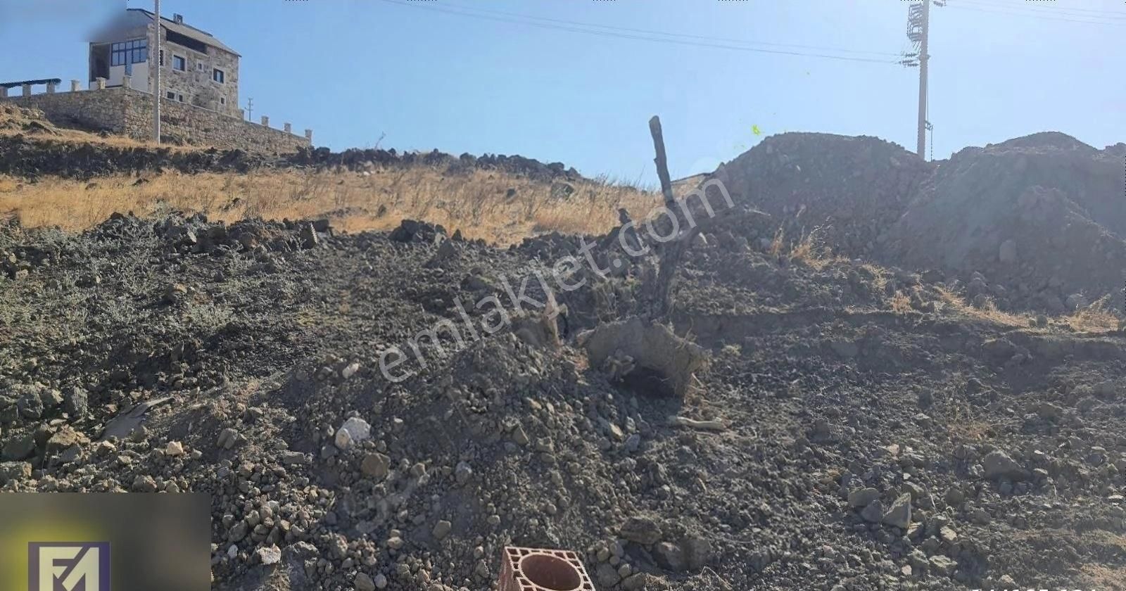 Foça Bağarası'nda Villa İmarlı Köşe Arsa - Görsel 3