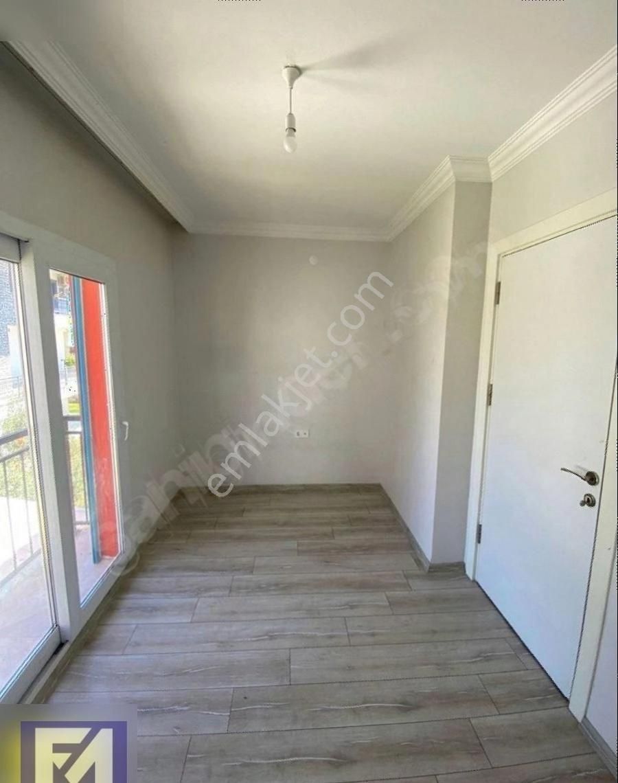 Foça Bağarası Merkezde Satılık Villa - Görsel 18