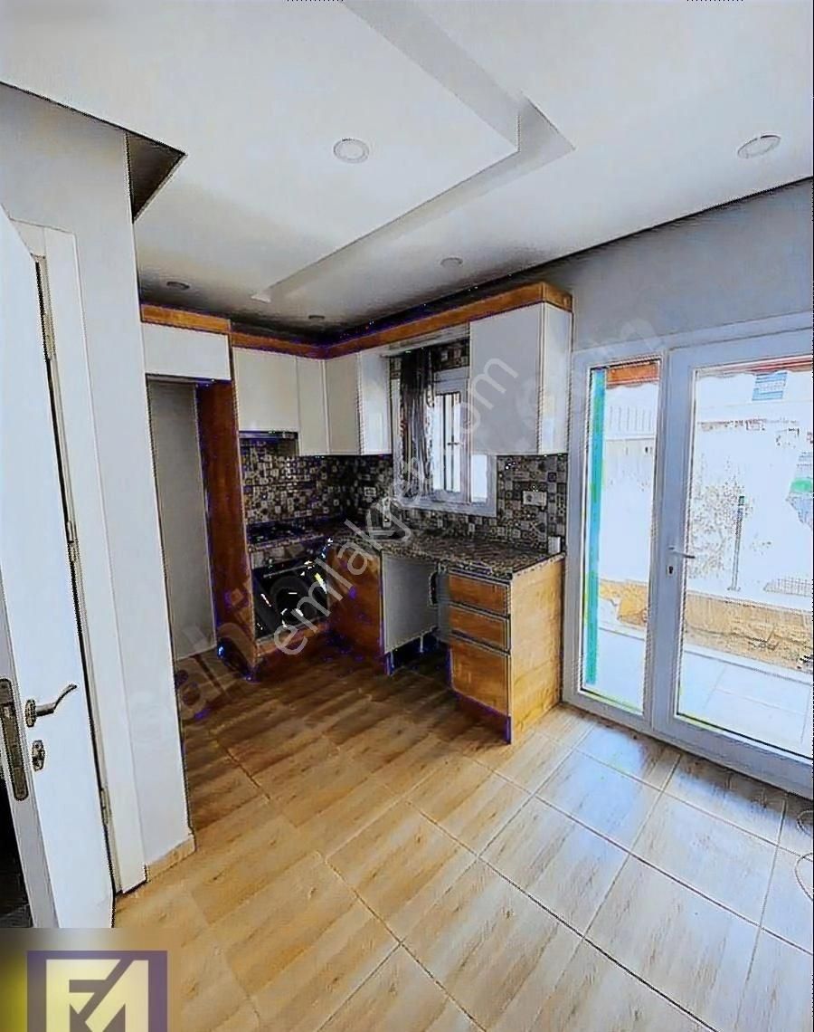 Foça Bağarası Merkezde Satılık Villa - Görsel 11