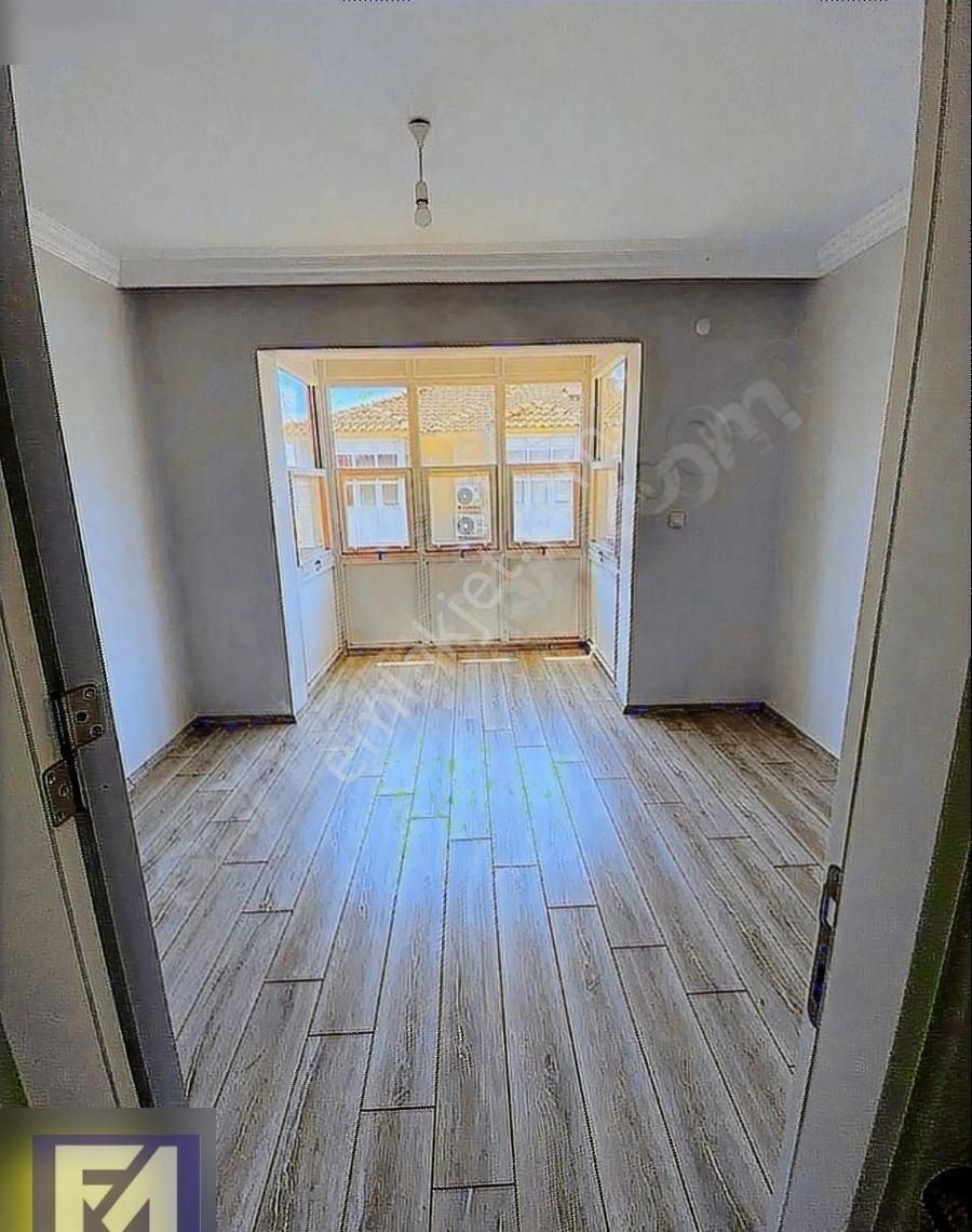 Foça Bağarası Merkezde Satılık Villa - Görsel 12