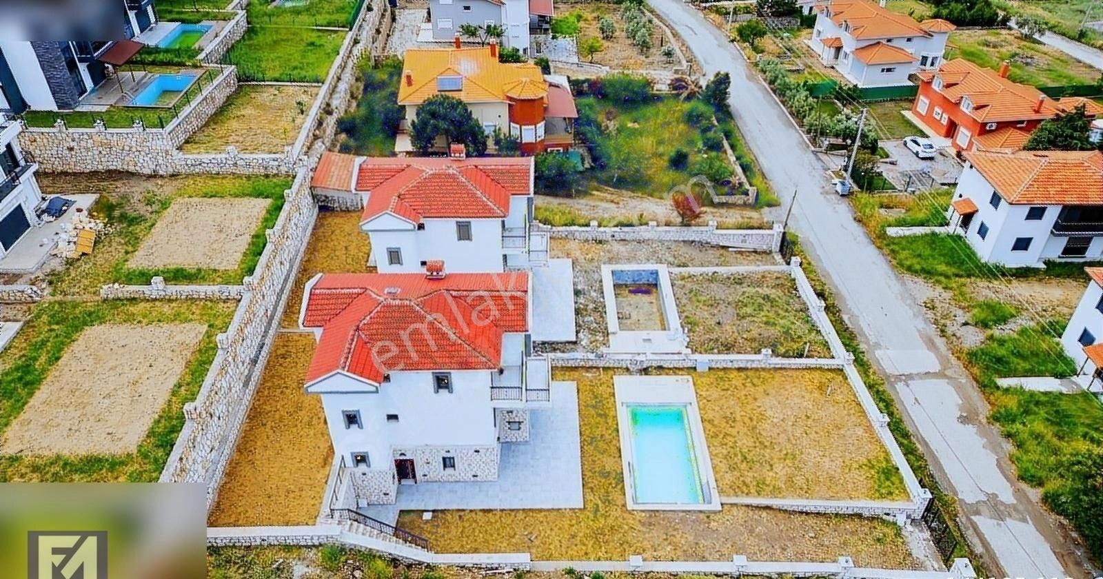 İzmir Foça Foçaköyde Satılık 6+1 Lüks Villa - Görsel 15