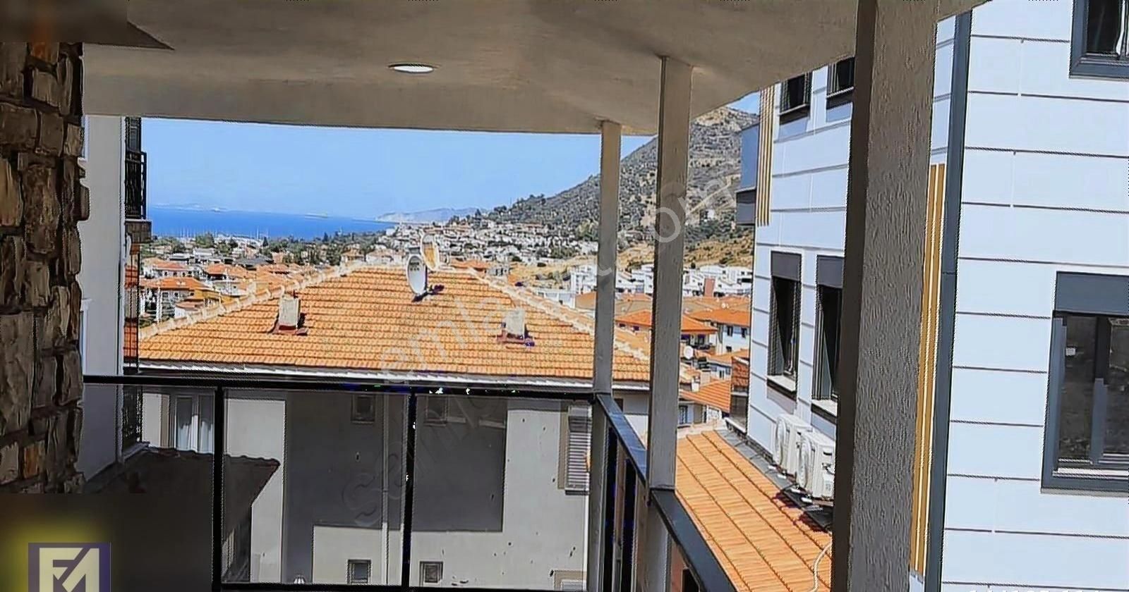 Yeni Foça Da Satılık Deniz Manzaralı Tripleks - Görsel 25