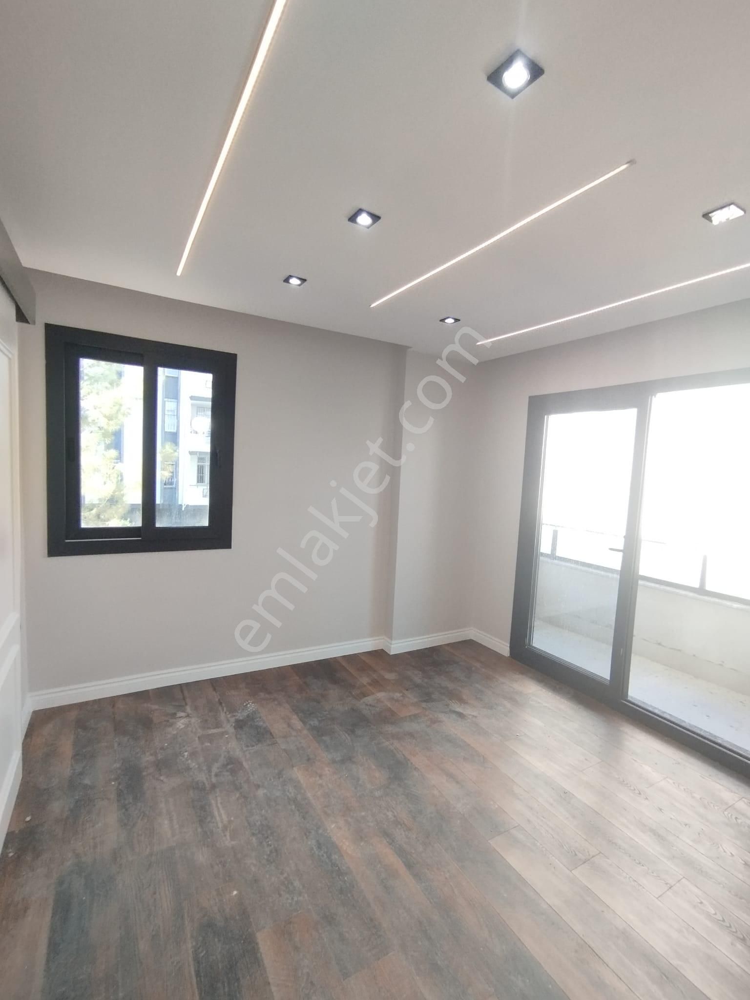 Kenan Evren Bulvarında 3+1 Açık Mutfaklı Sıfır Lüks Daire - Görsel 4