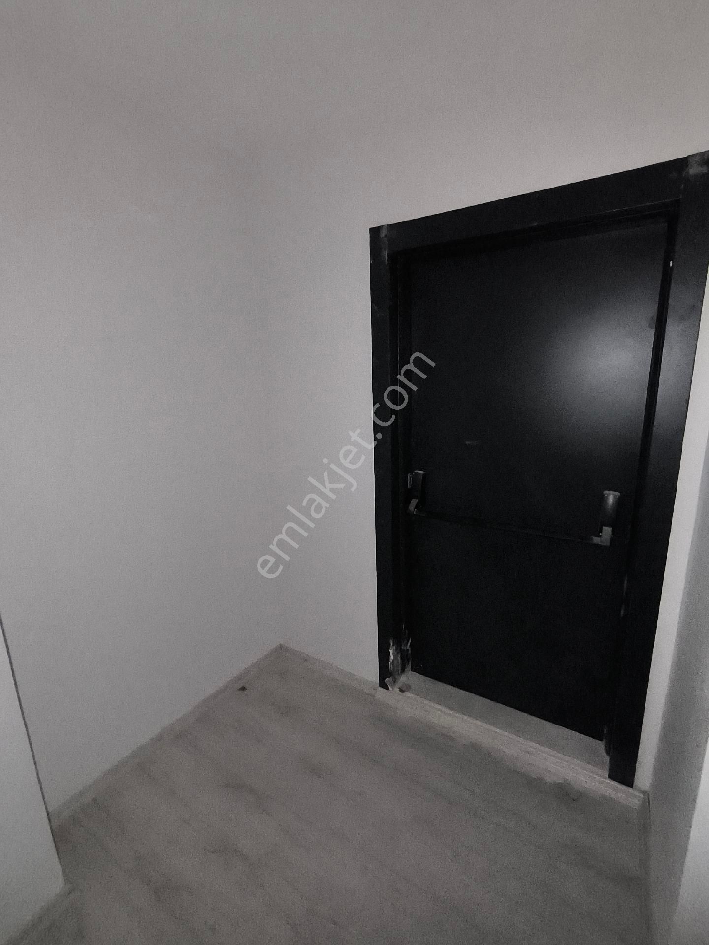 Demirhan Emlak'tan Mükemmel Konumda Satılık Daire - Görsel 20