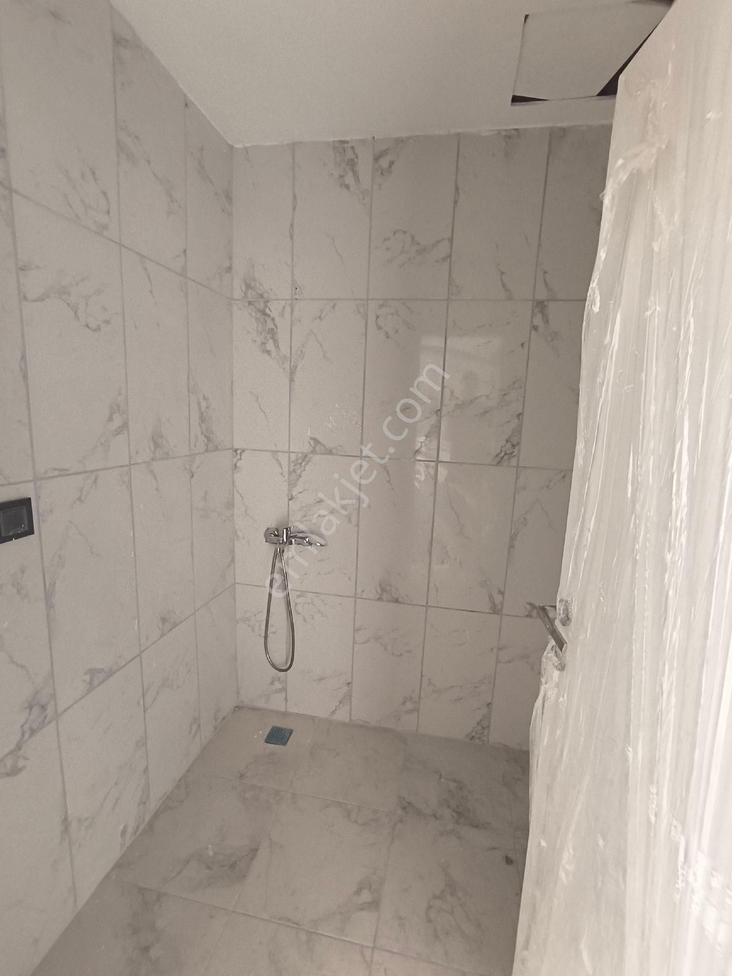 Demirhan Emlak'tan Mükemmel Konumda Satılık Daire - Görsel 17