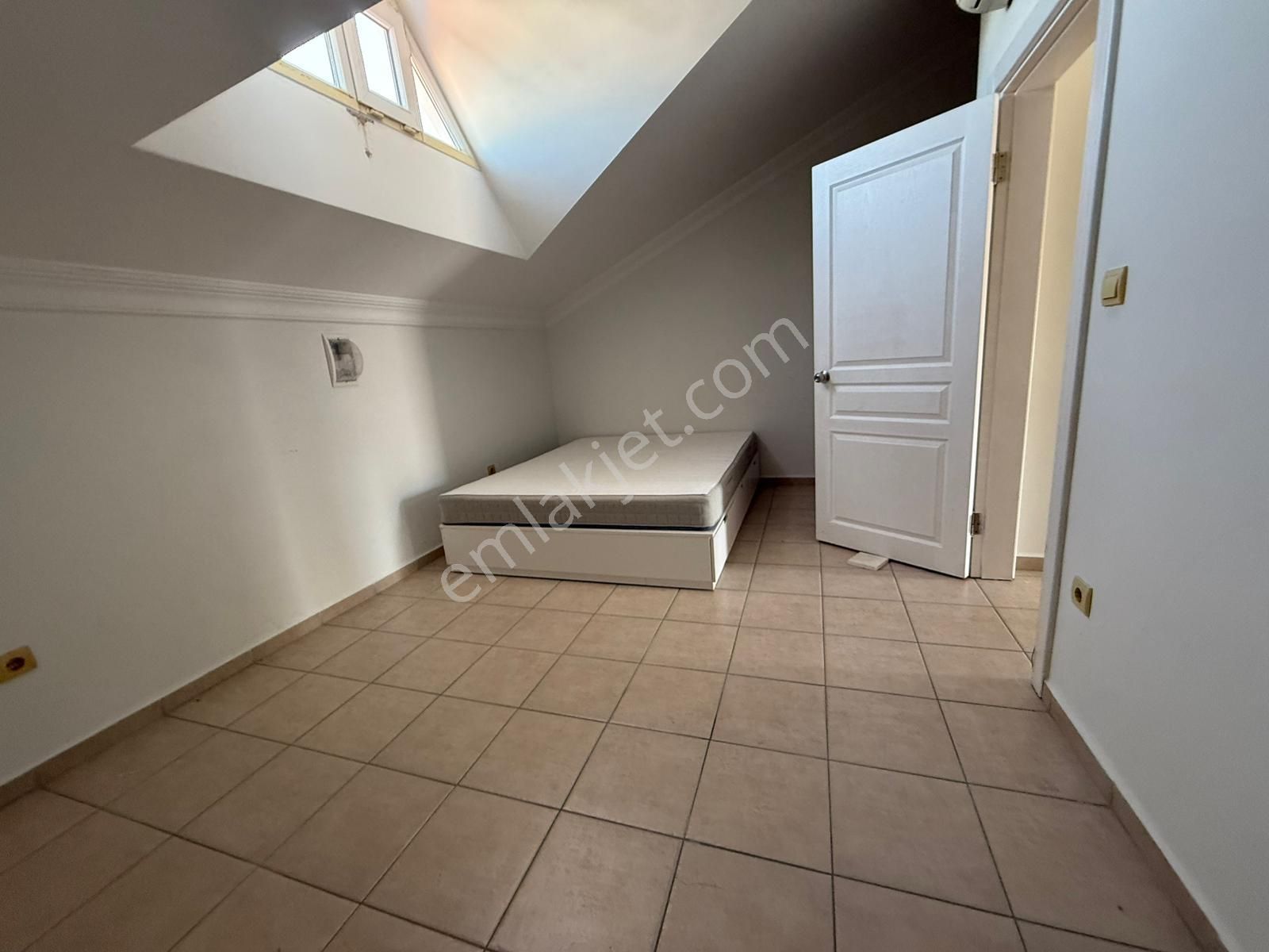 Manavgat Side'de Site İçinde Satılık 3+1 Dubleks Daire - Görsel 19