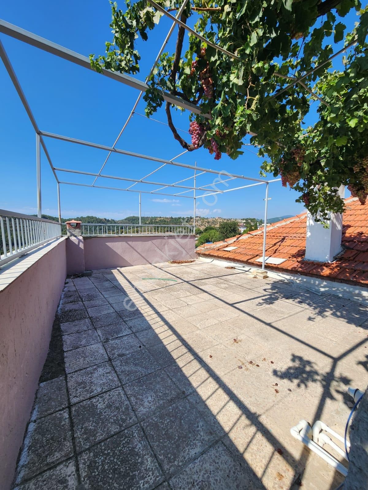 Seferihisar Gödencede 2 Katlı Satılık Köy Evi - Görsel 33