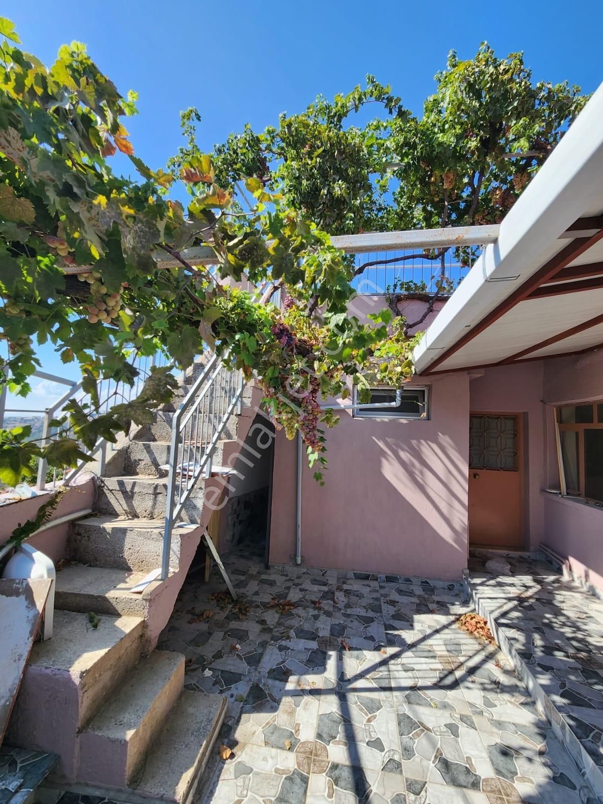 Seferihisar Gödencede 2 Katlı Satılık Köy Evi - Görsel 20