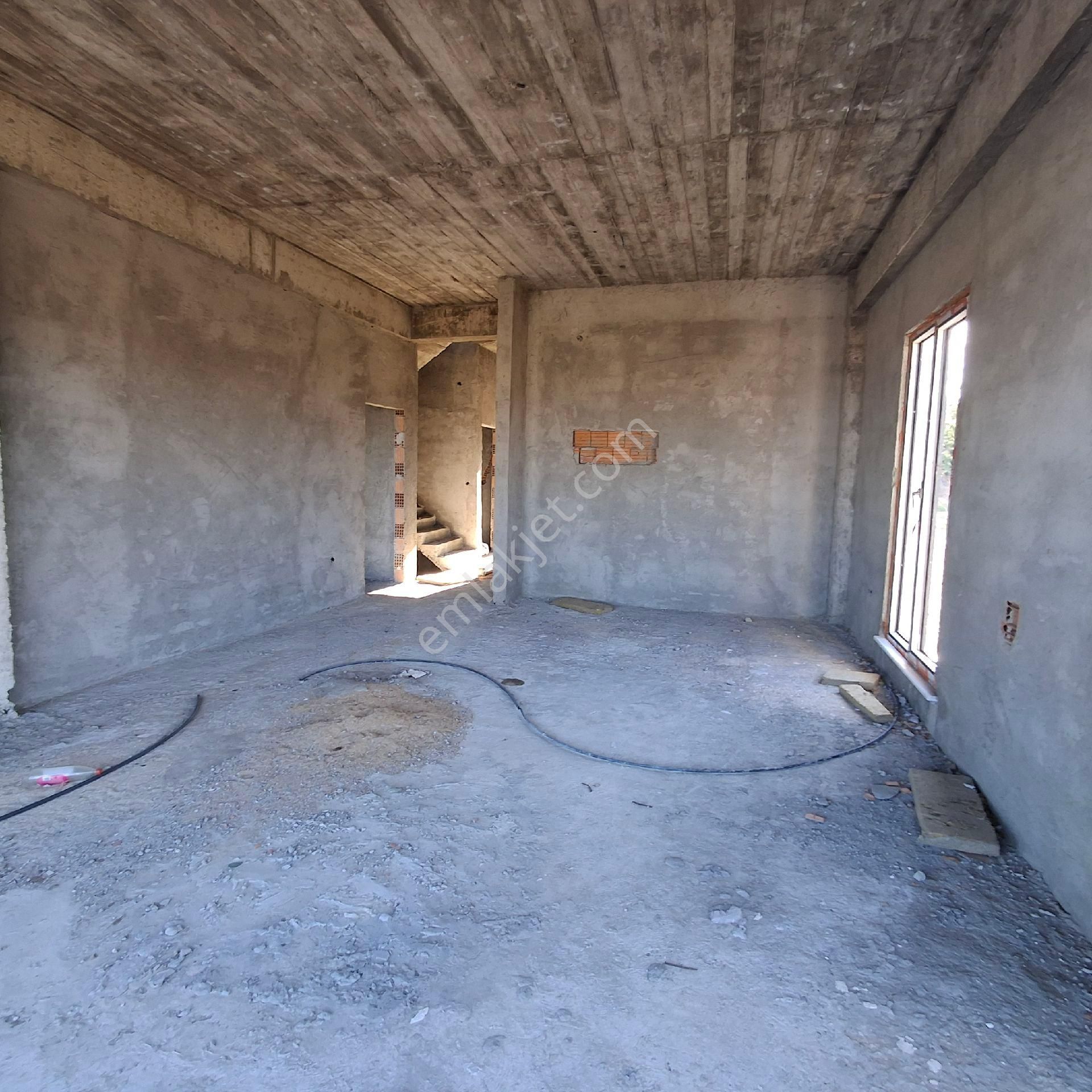 T.dağ.altıova Mah.sarmacı Sok. Arsa Alanı(682.88)m2 Olup(320)m2topl.alan Olan Tripleks Ev Satılıktır - Görsel 19